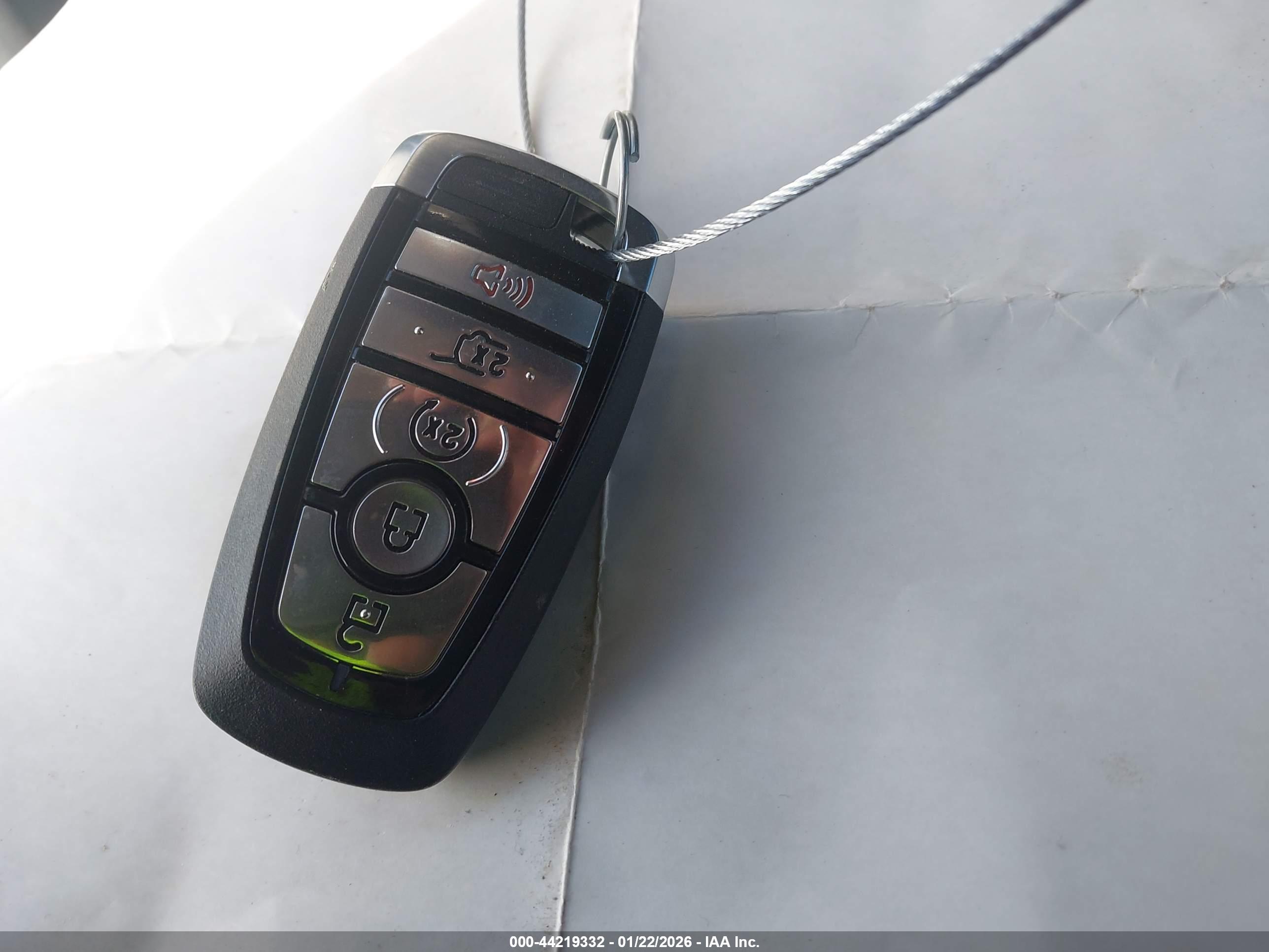 FORD EXPLORER image 11