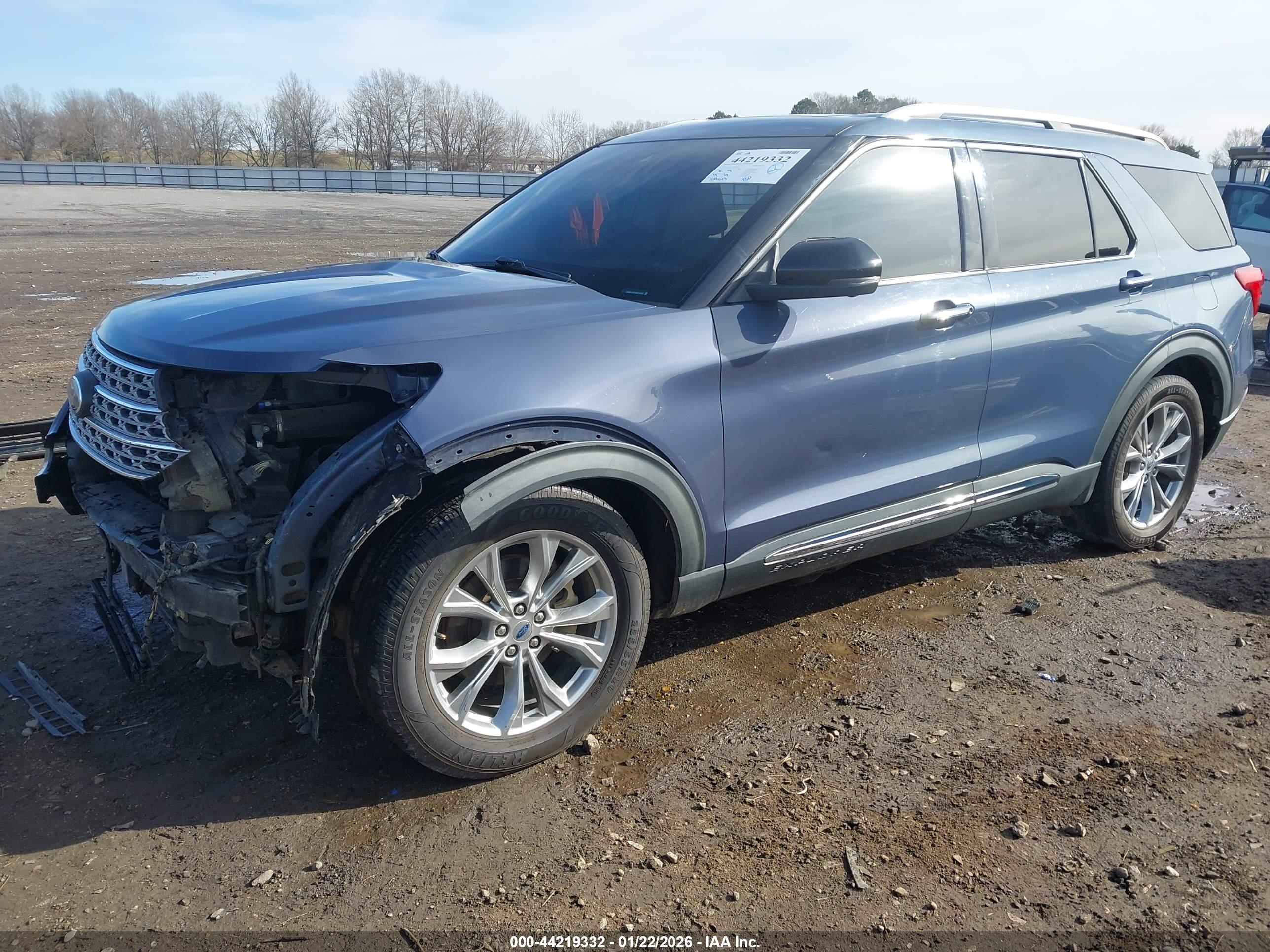FORD EXPLORER image 2