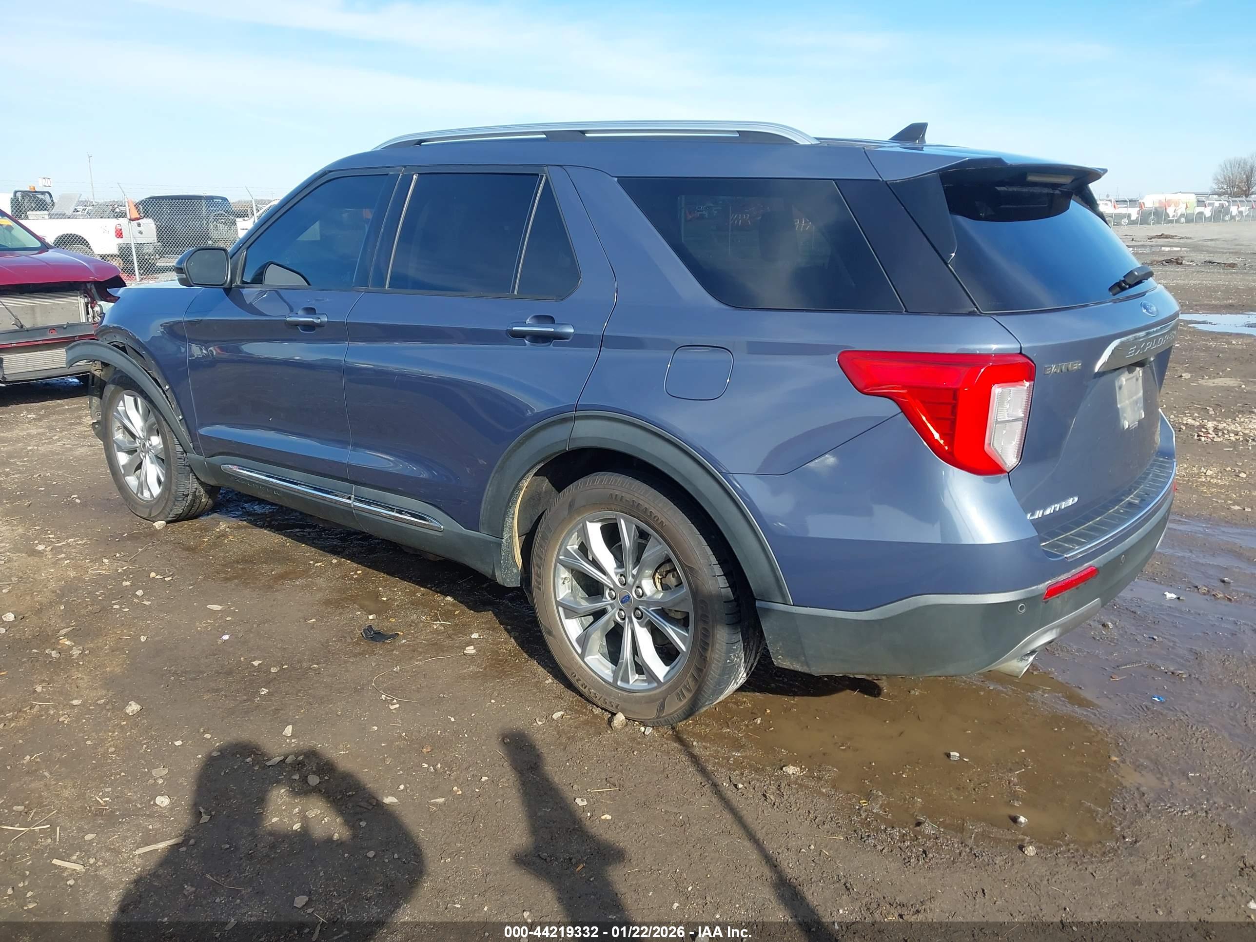 FORD EXPLORER image 3
