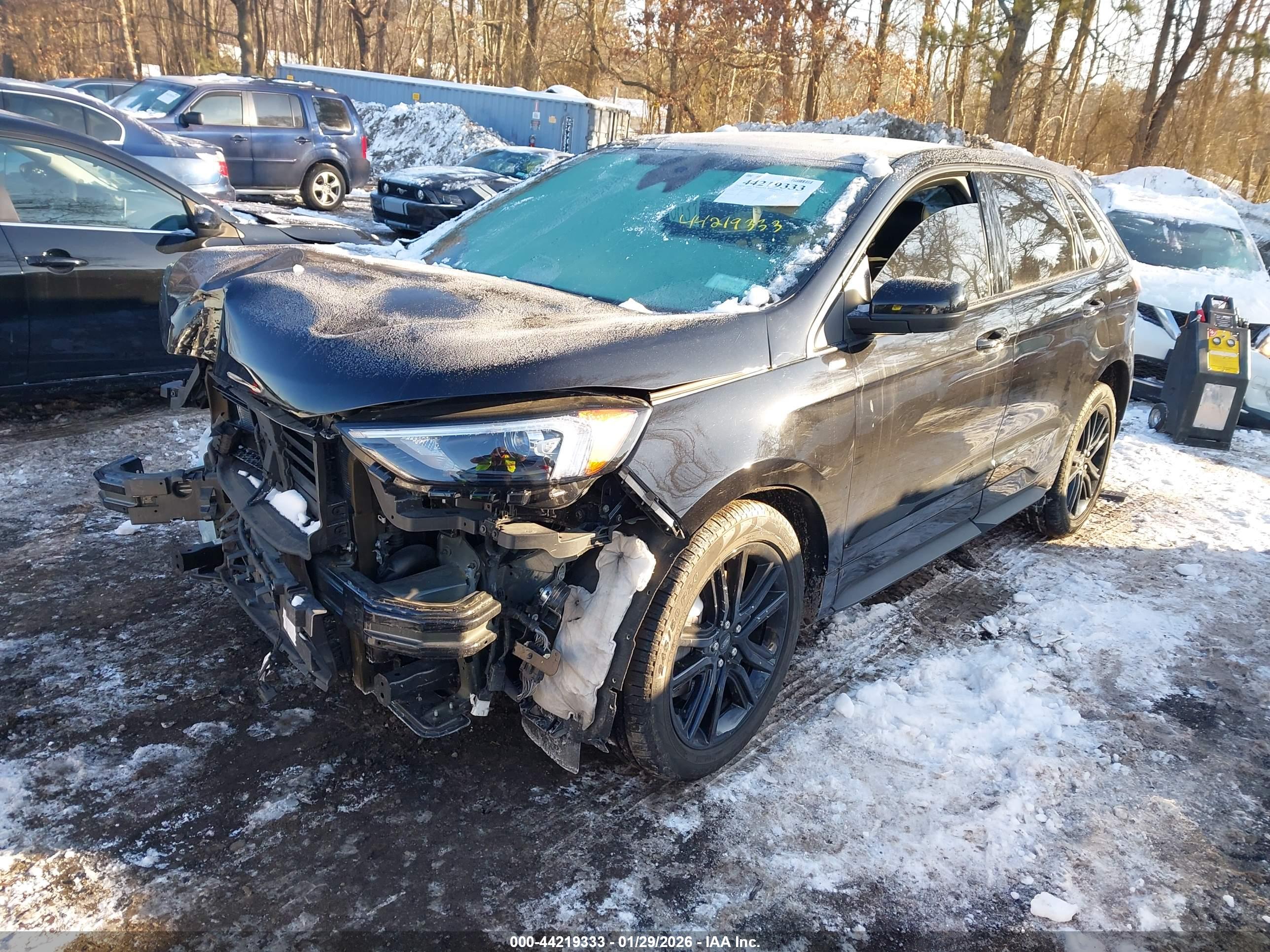 FORD EDGE image 2