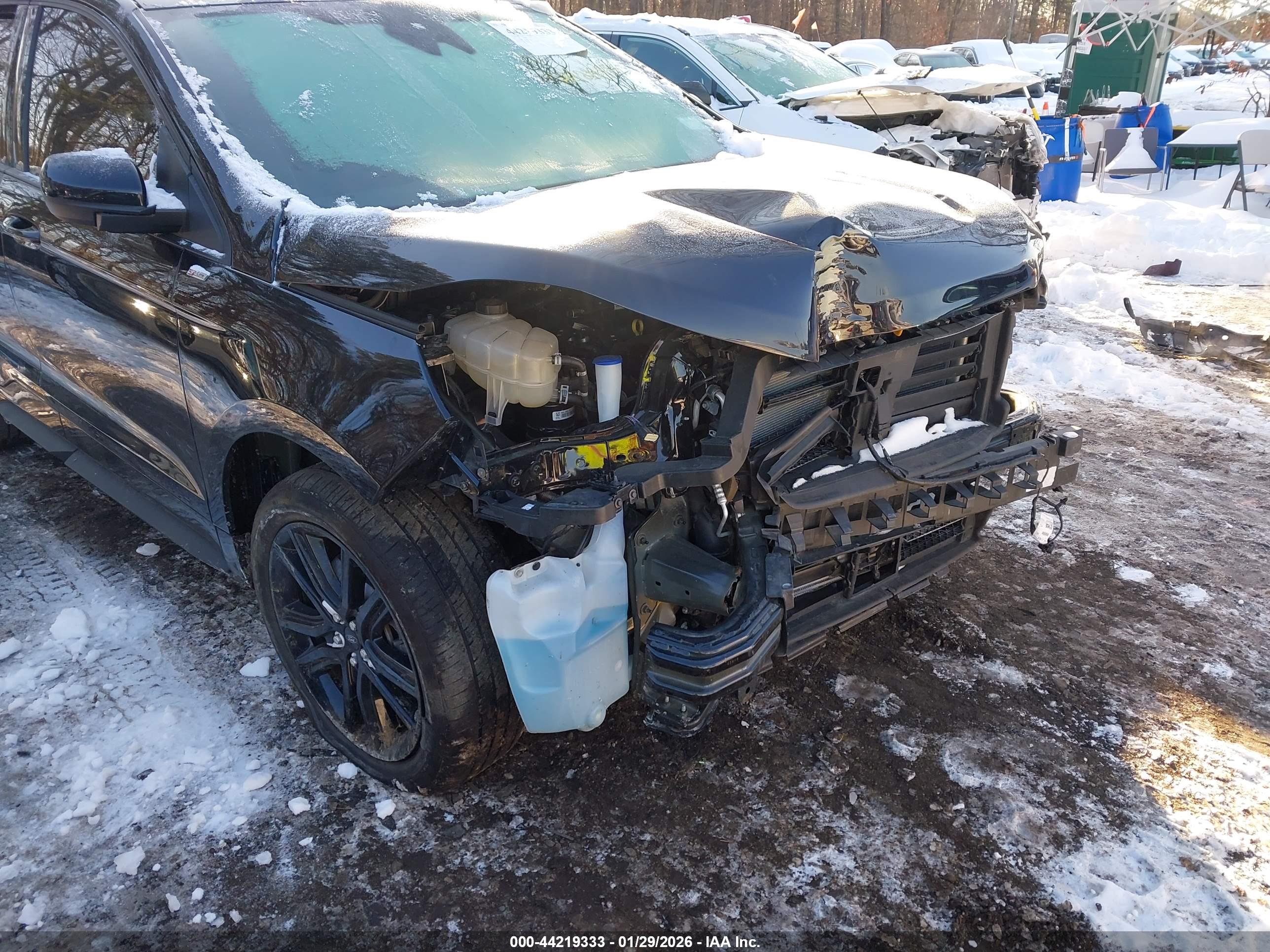 FORD EDGE image 6