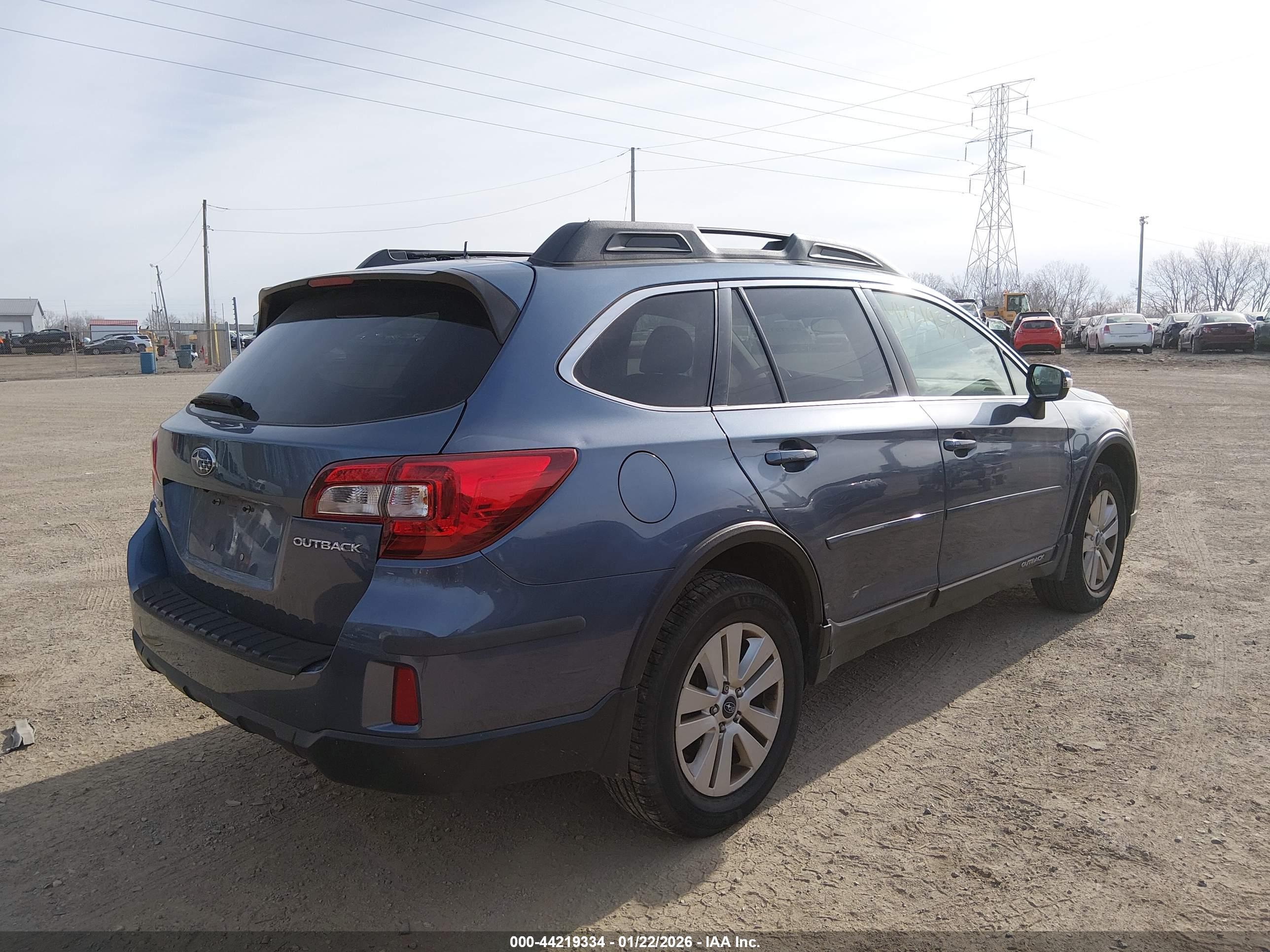 SUBARU OUTBACK image 4