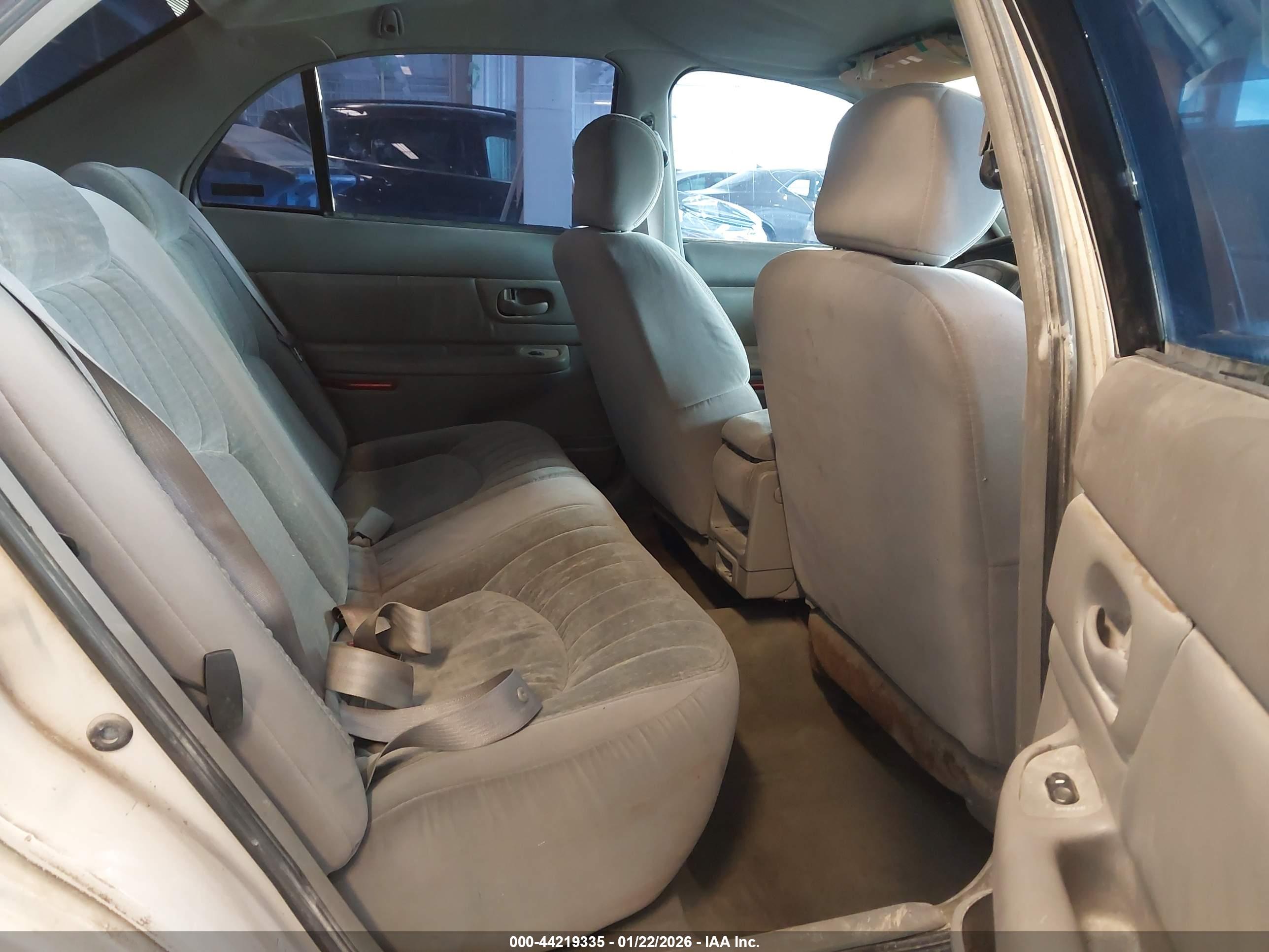 BUICK CENTURY image 8