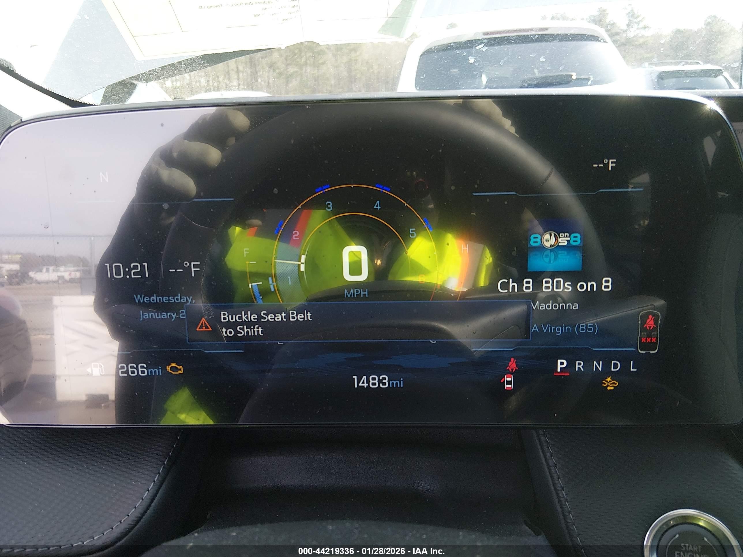 CHEVROLET EQUINOX image 7