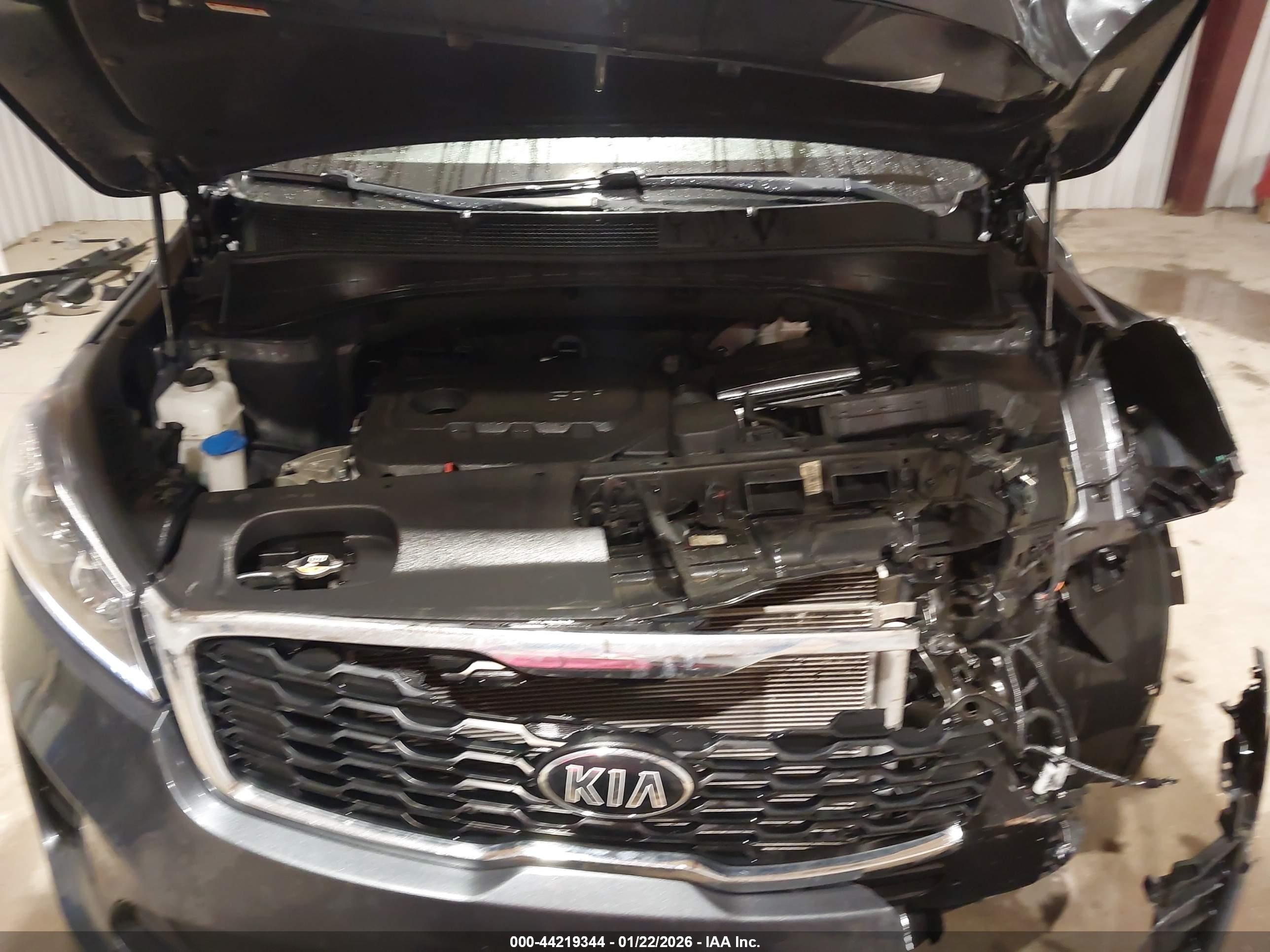 KIA SORENTO image 10