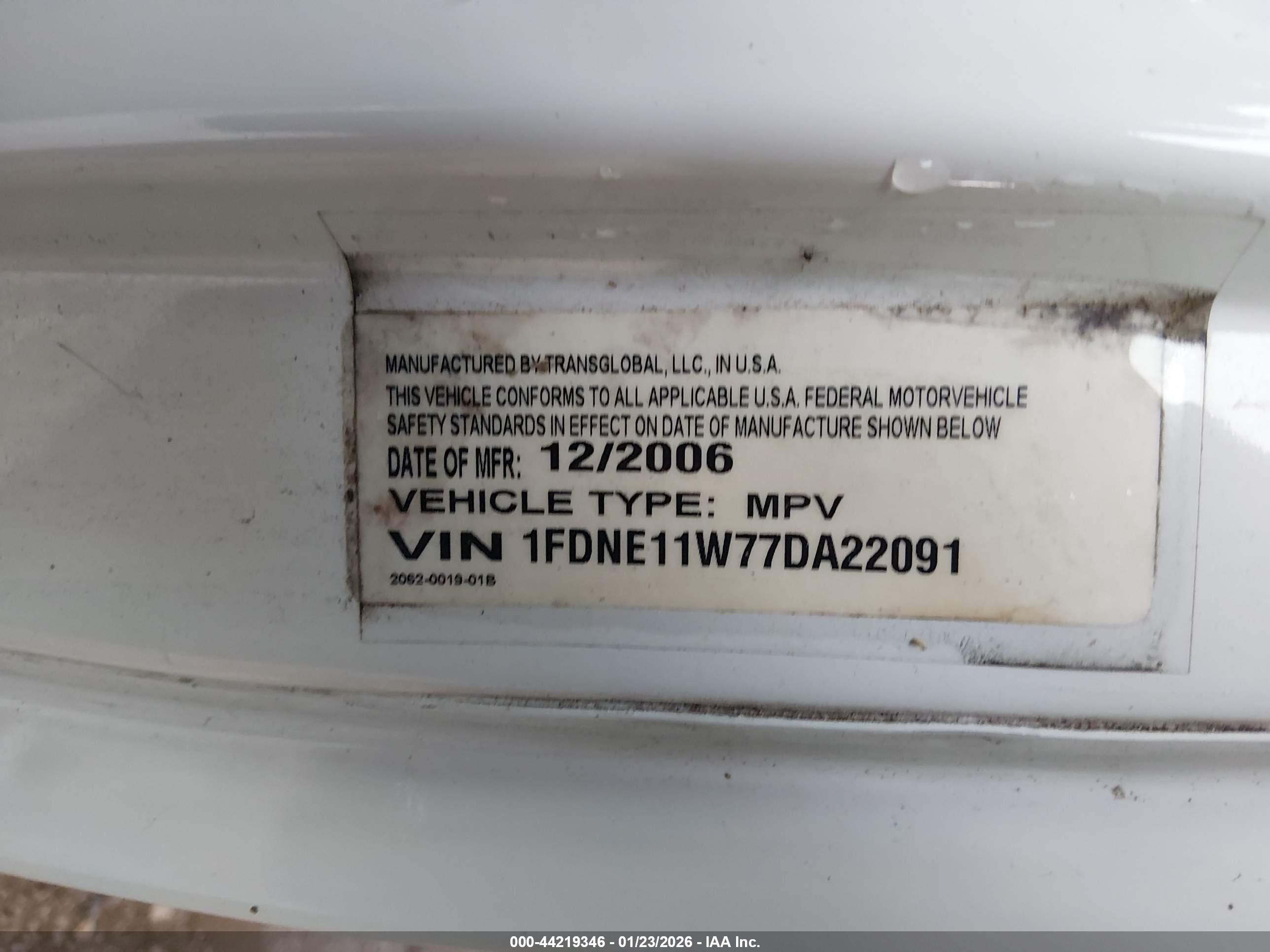 FORD E-150 image 9