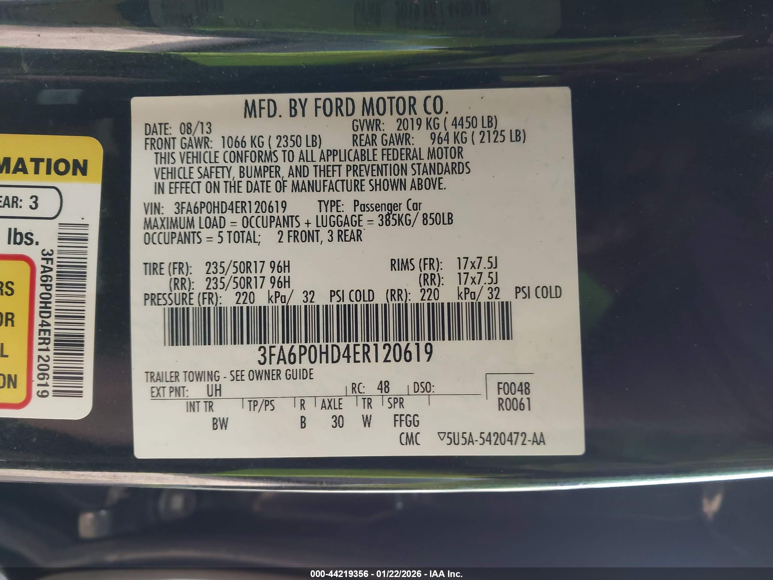 FORD FUSION image 9