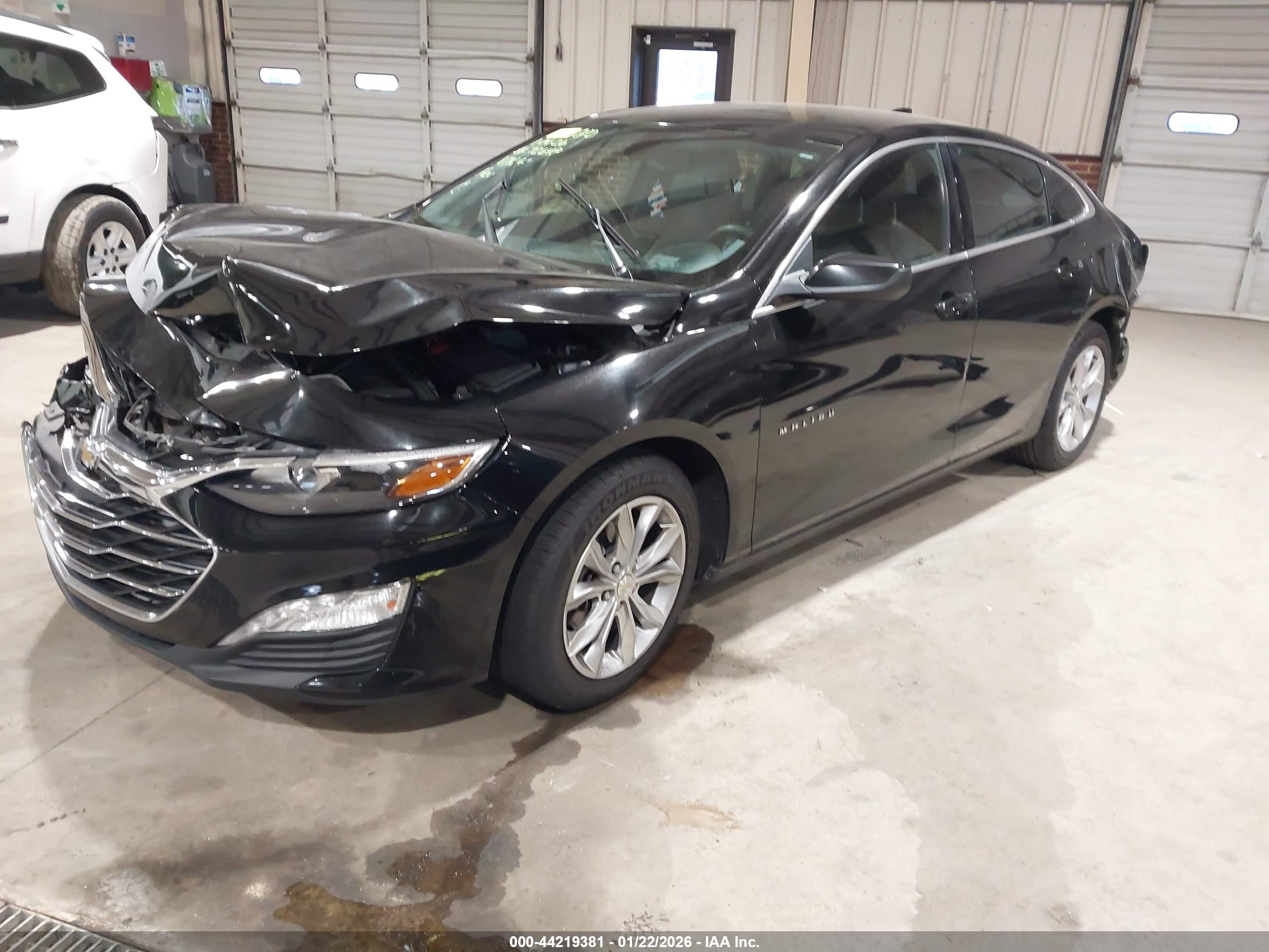 CHEVROLET MALIBU image 2