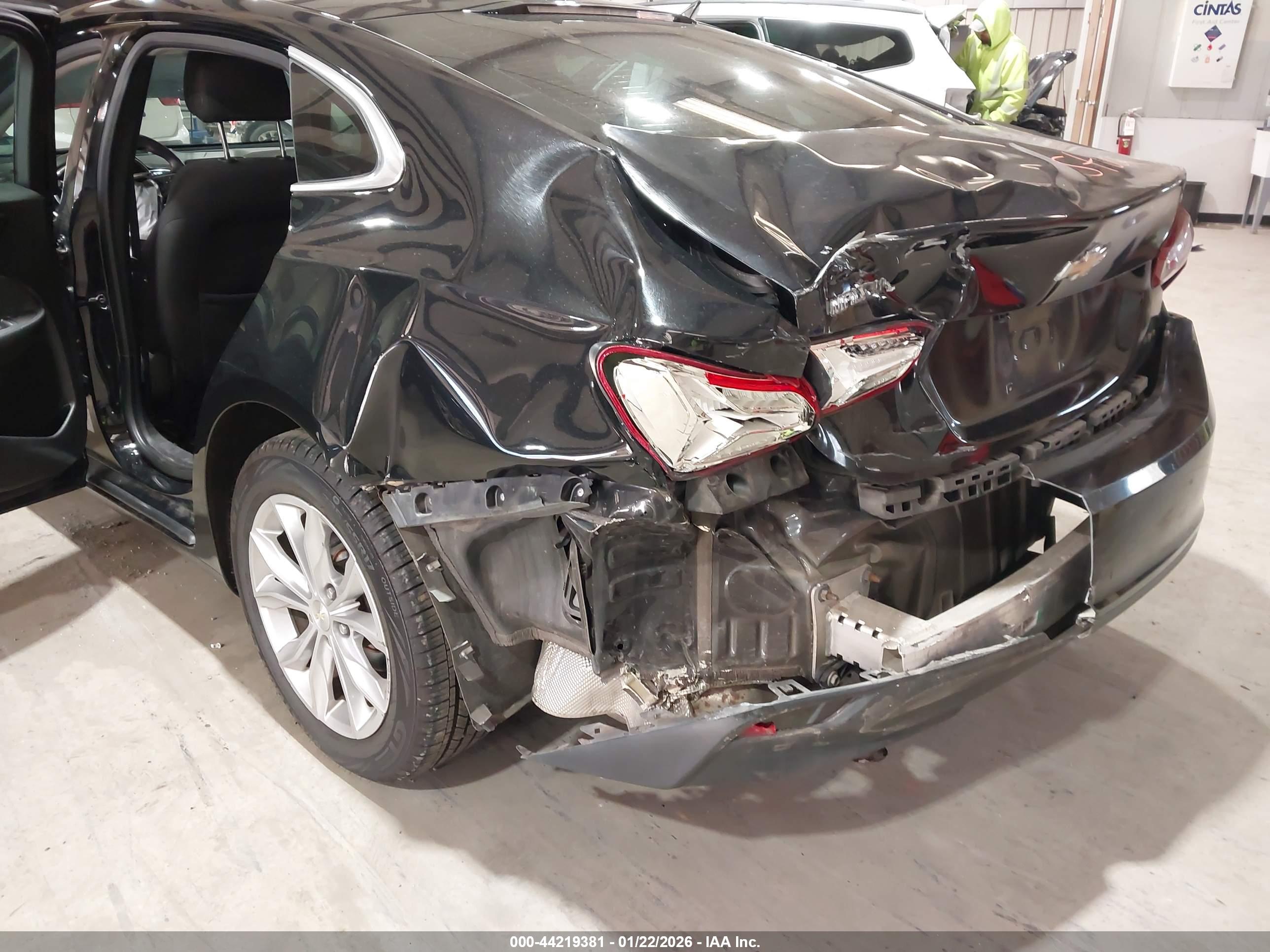 CHEVROLET MALIBU image 6