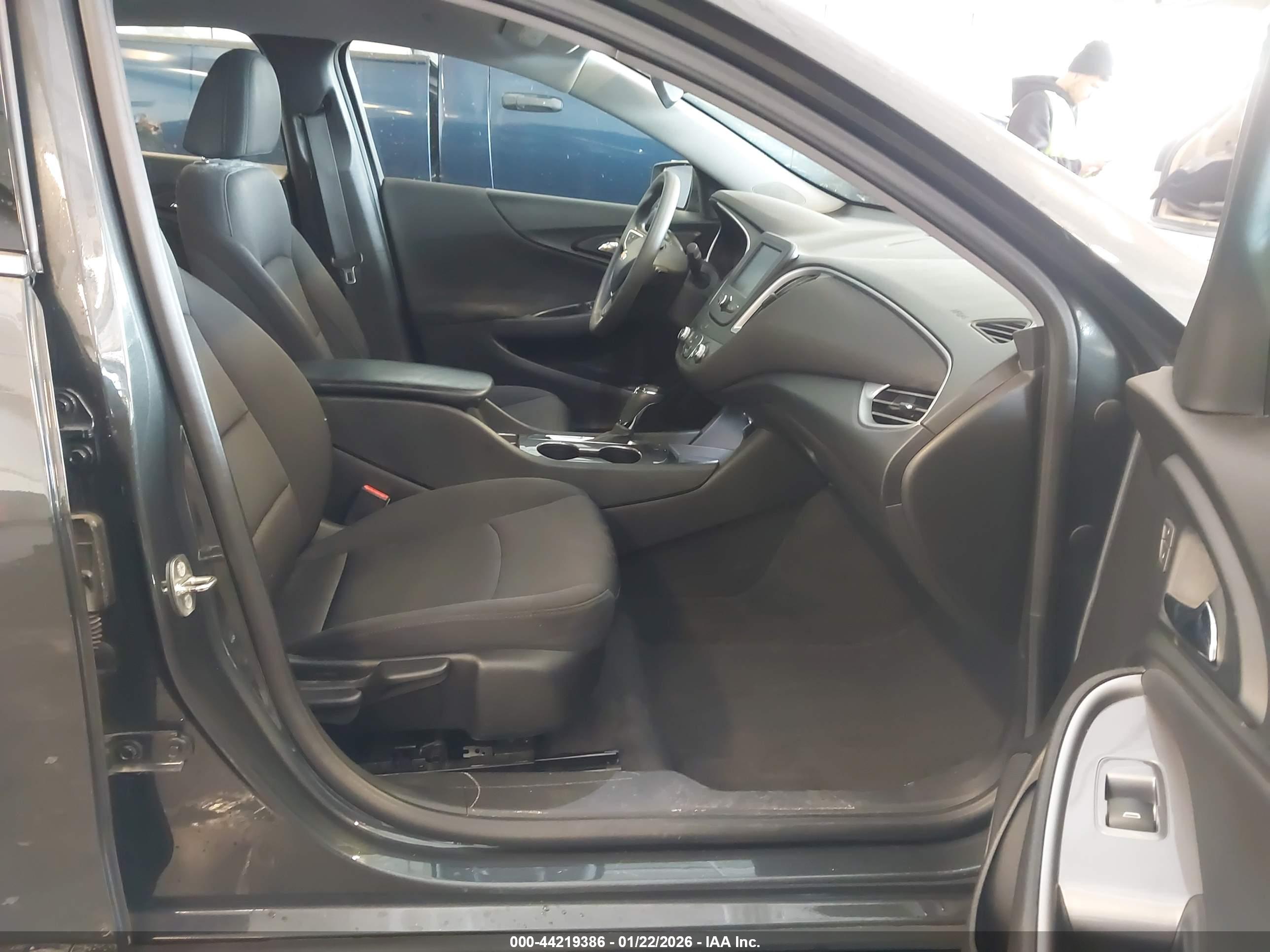 CHEVROLET MALIBU image 5