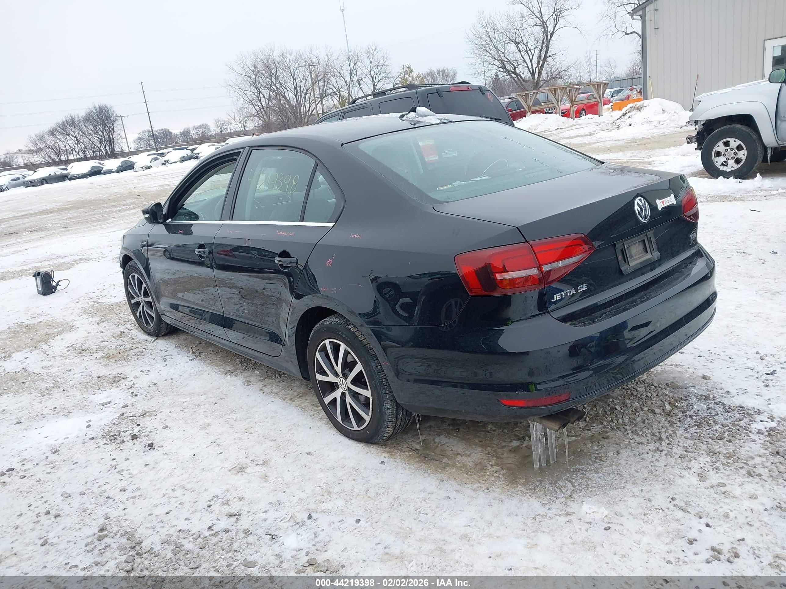 VOLKSWAGEN JETTA image 3