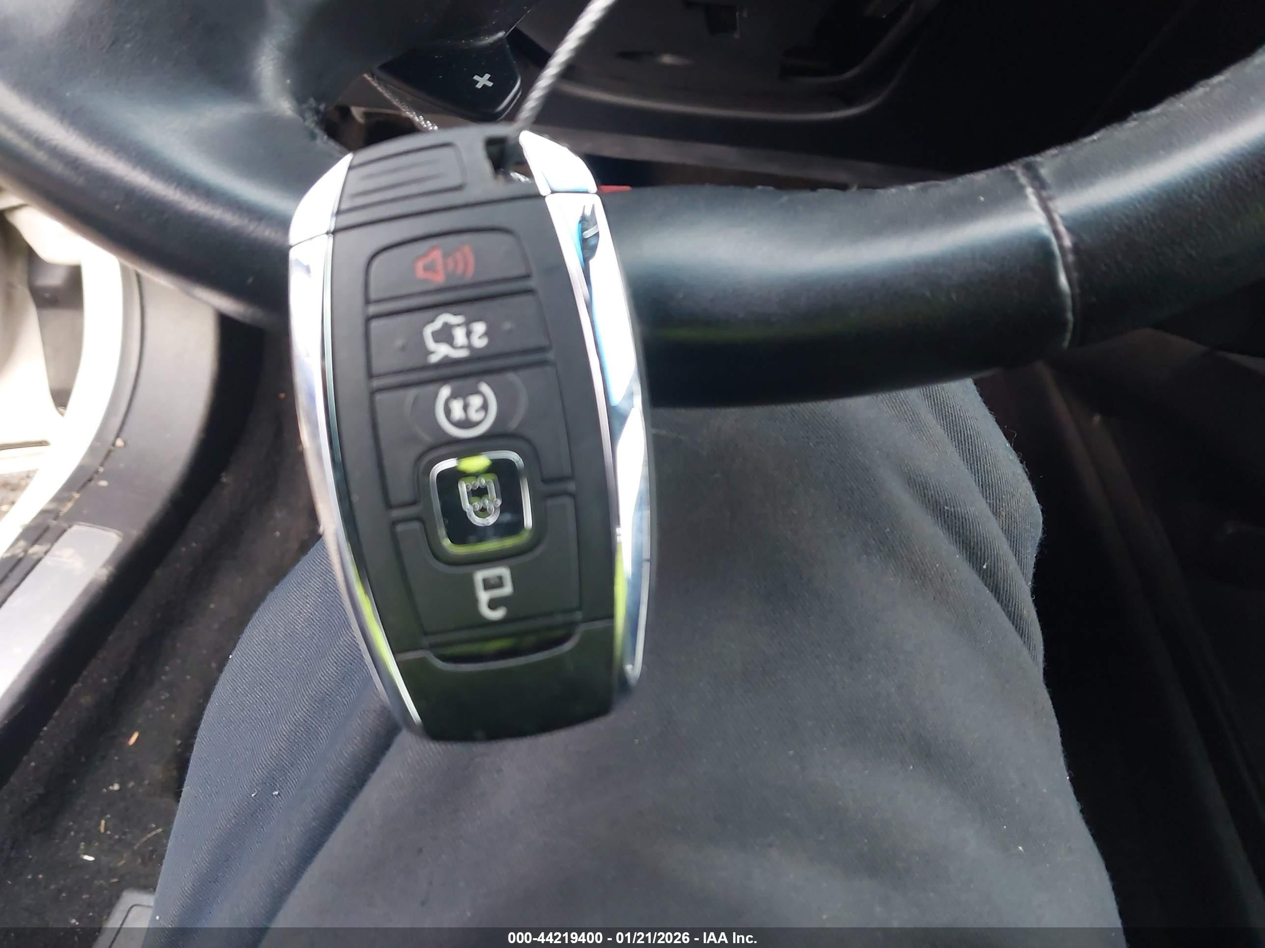 LINCOLN MKZ image 11