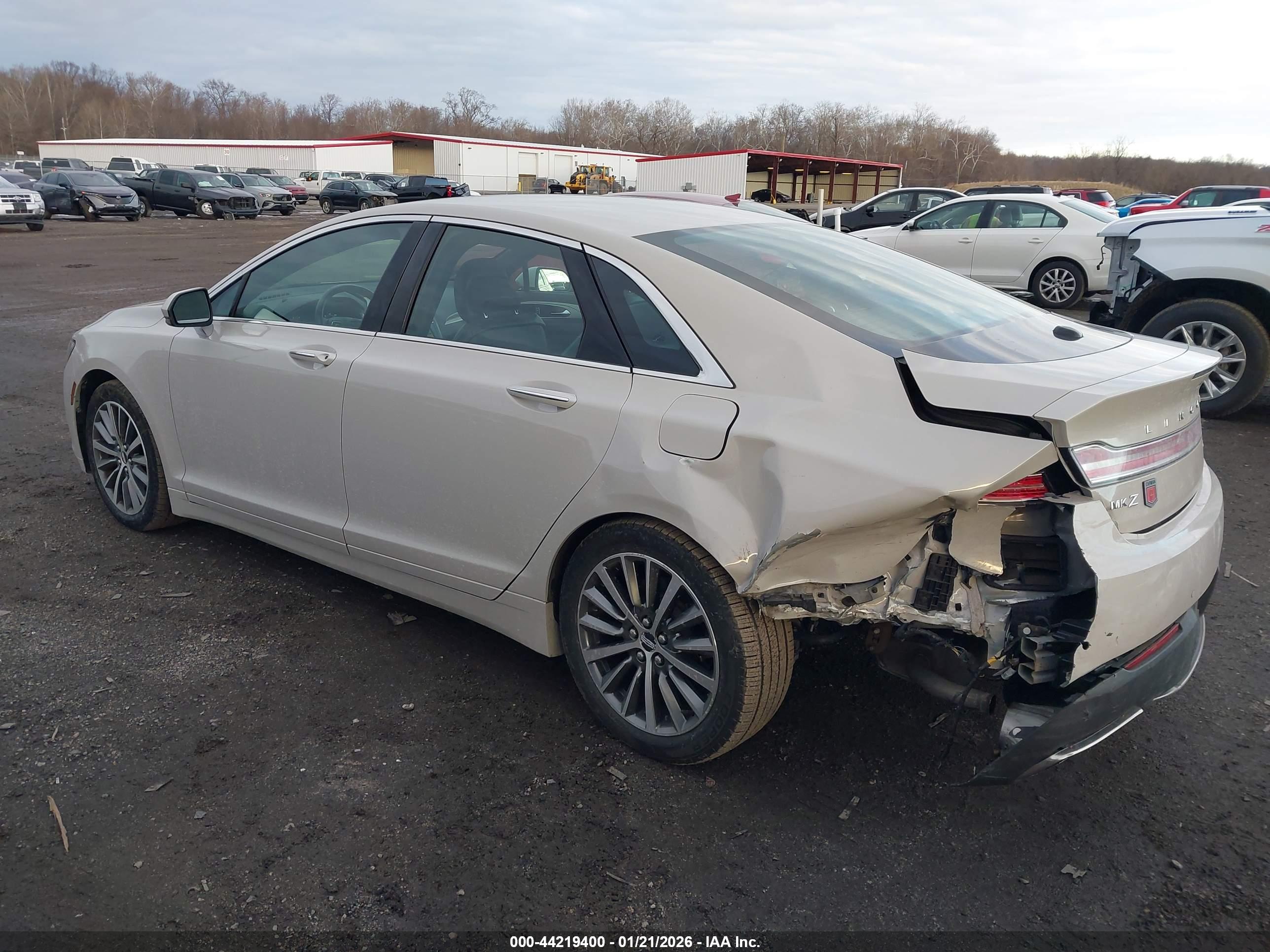 LINCOLN MKZ image 3