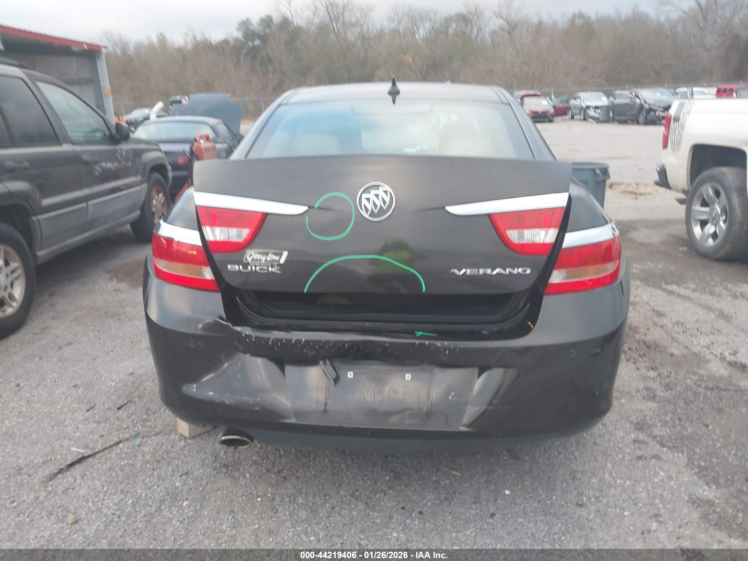 BUICK VERANO image 6