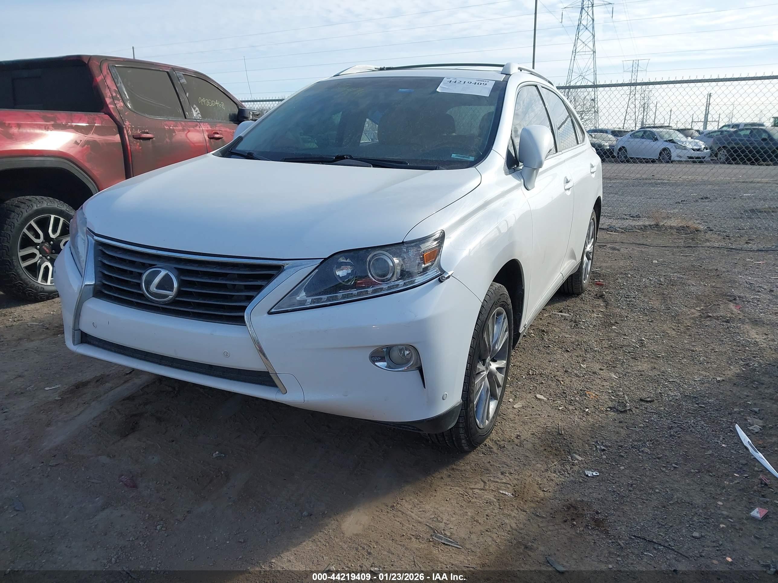LEXUS RX image 2