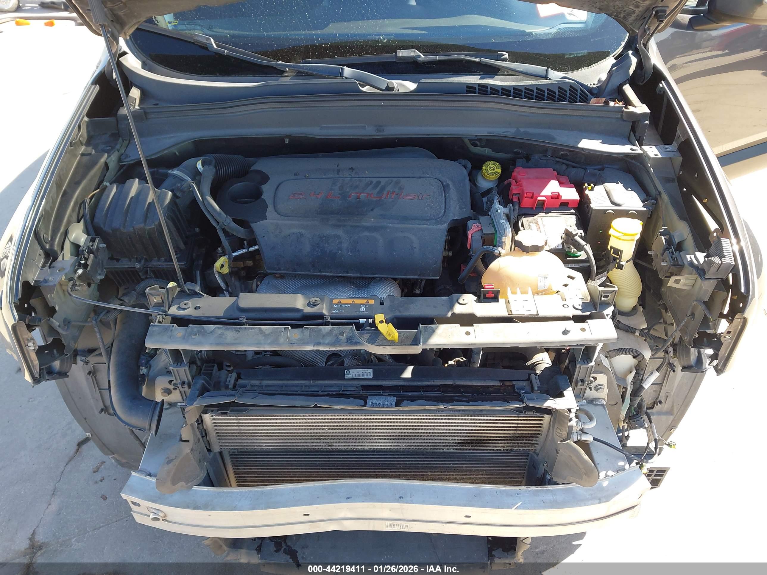 JEEP RENEGADE image 10