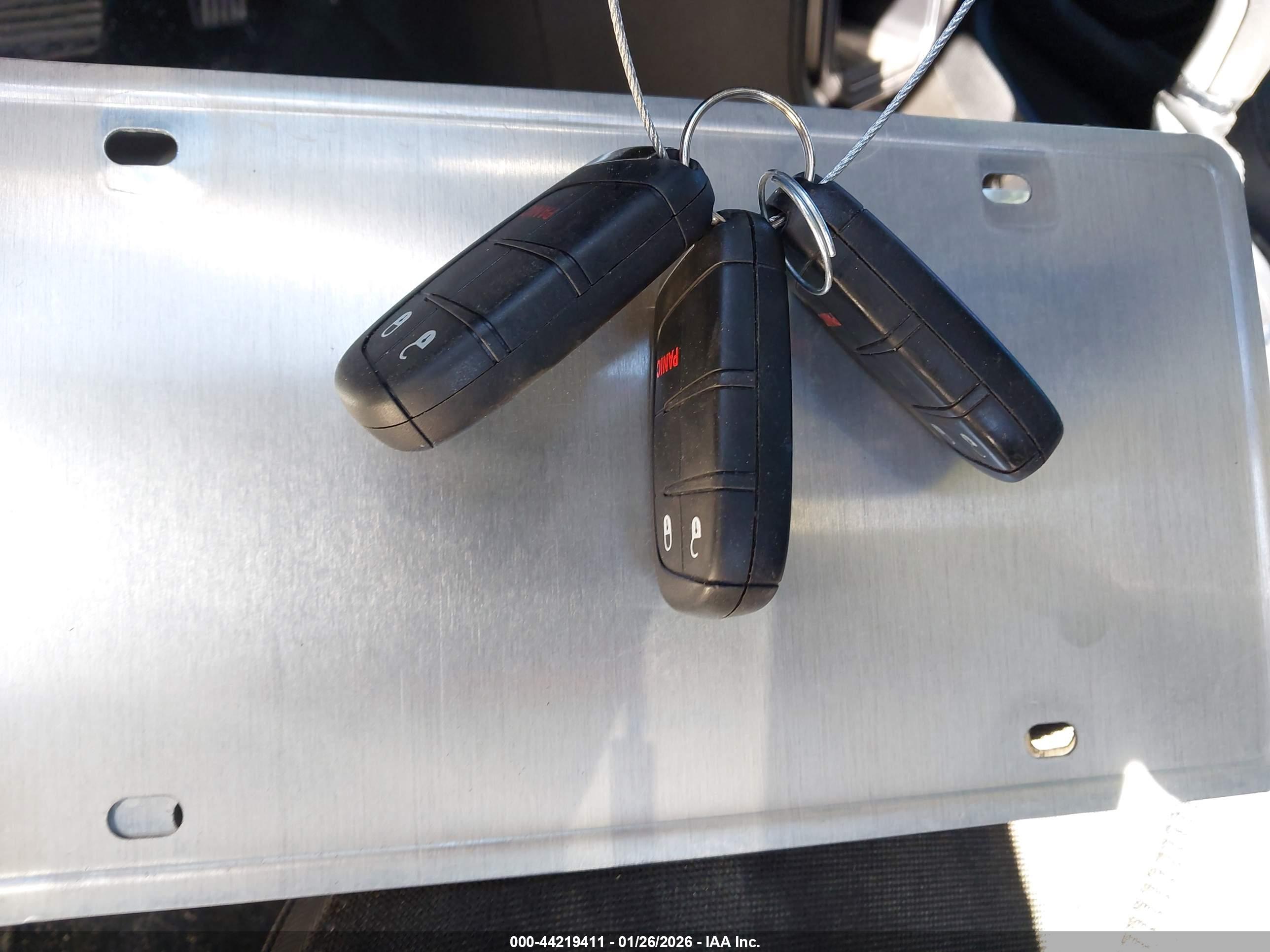 JEEP RENEGADE image 11