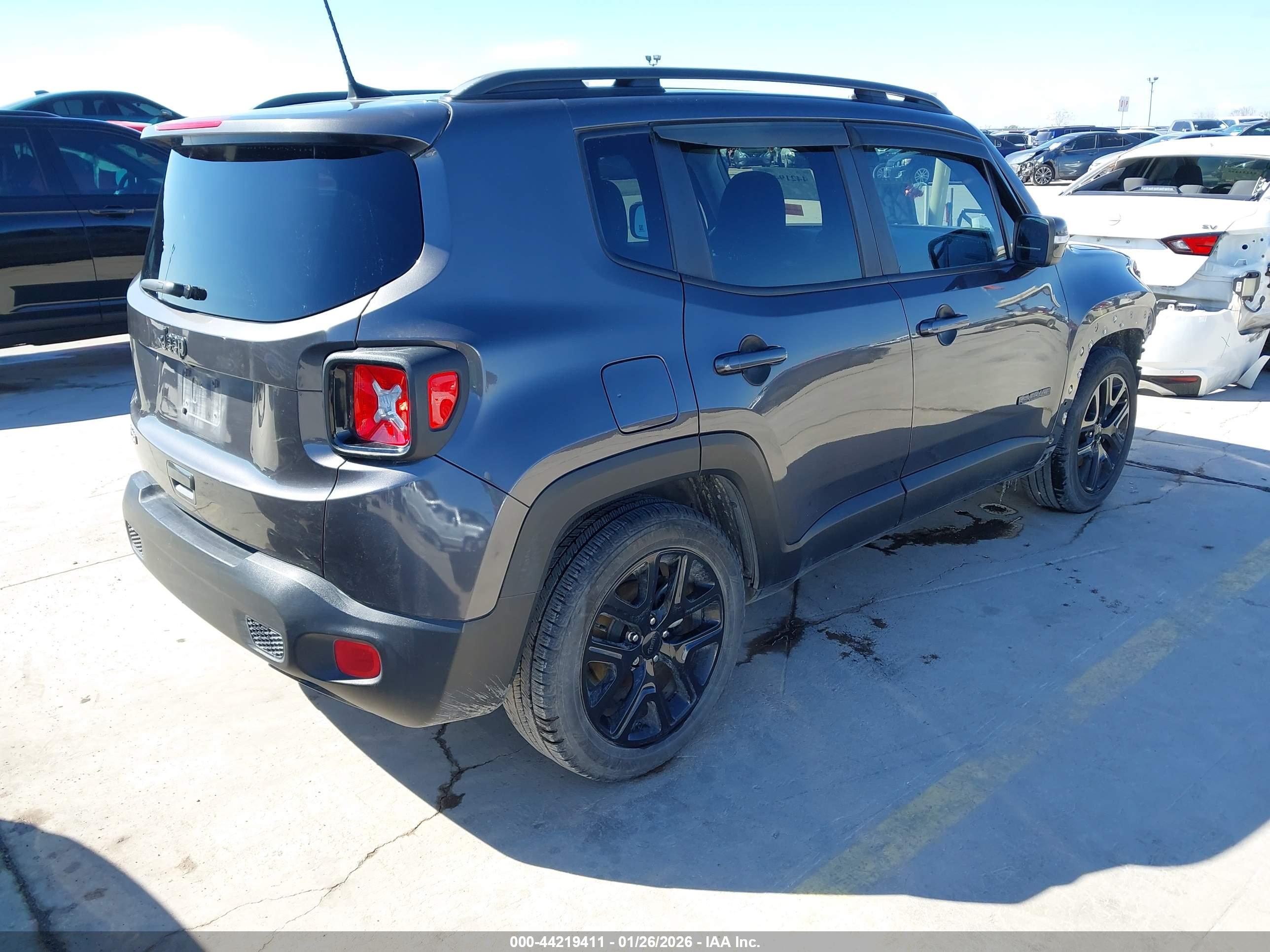 JEEP RENEGADE image 4