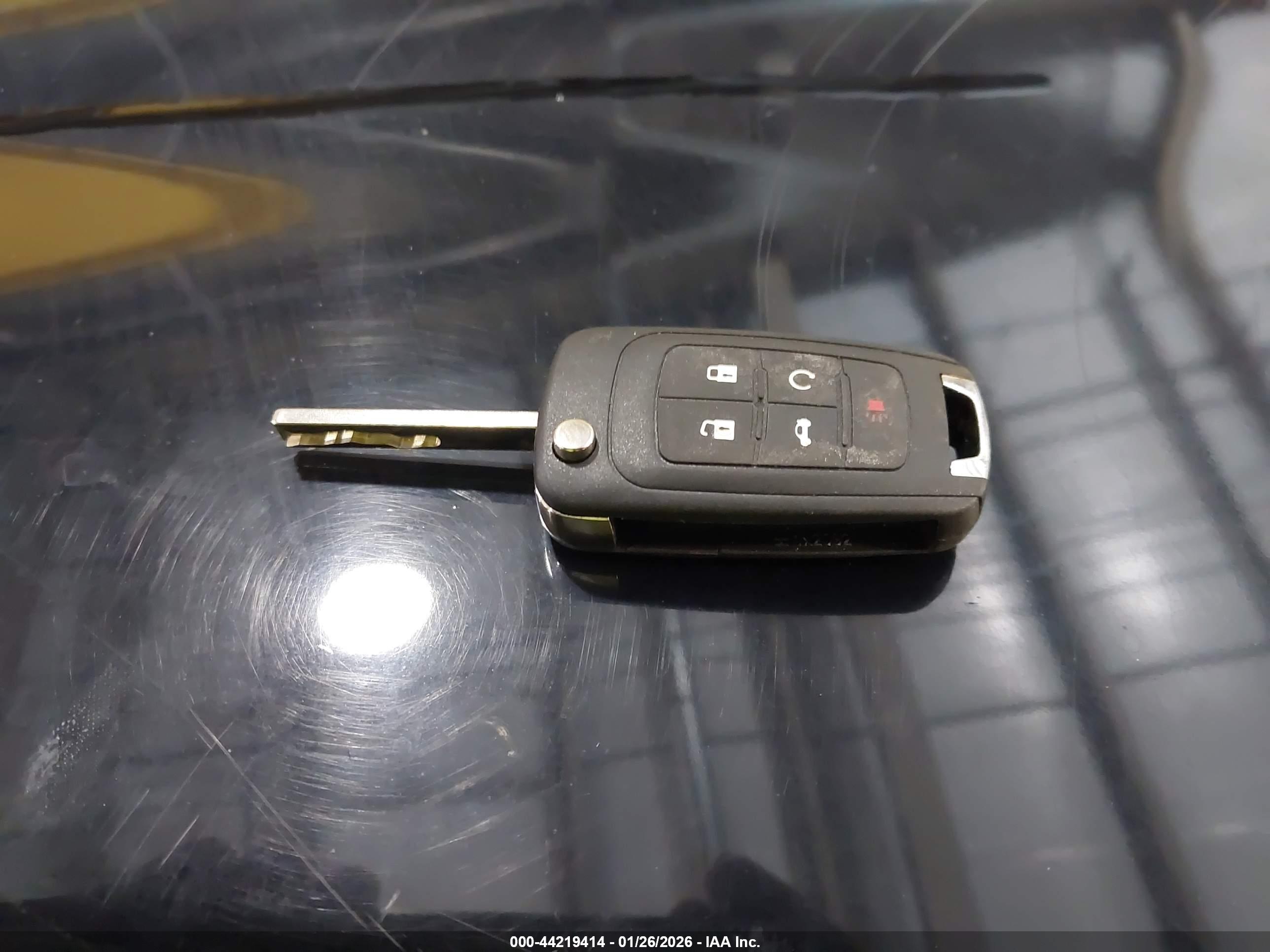 CHEVROLET EQUINOX image 11