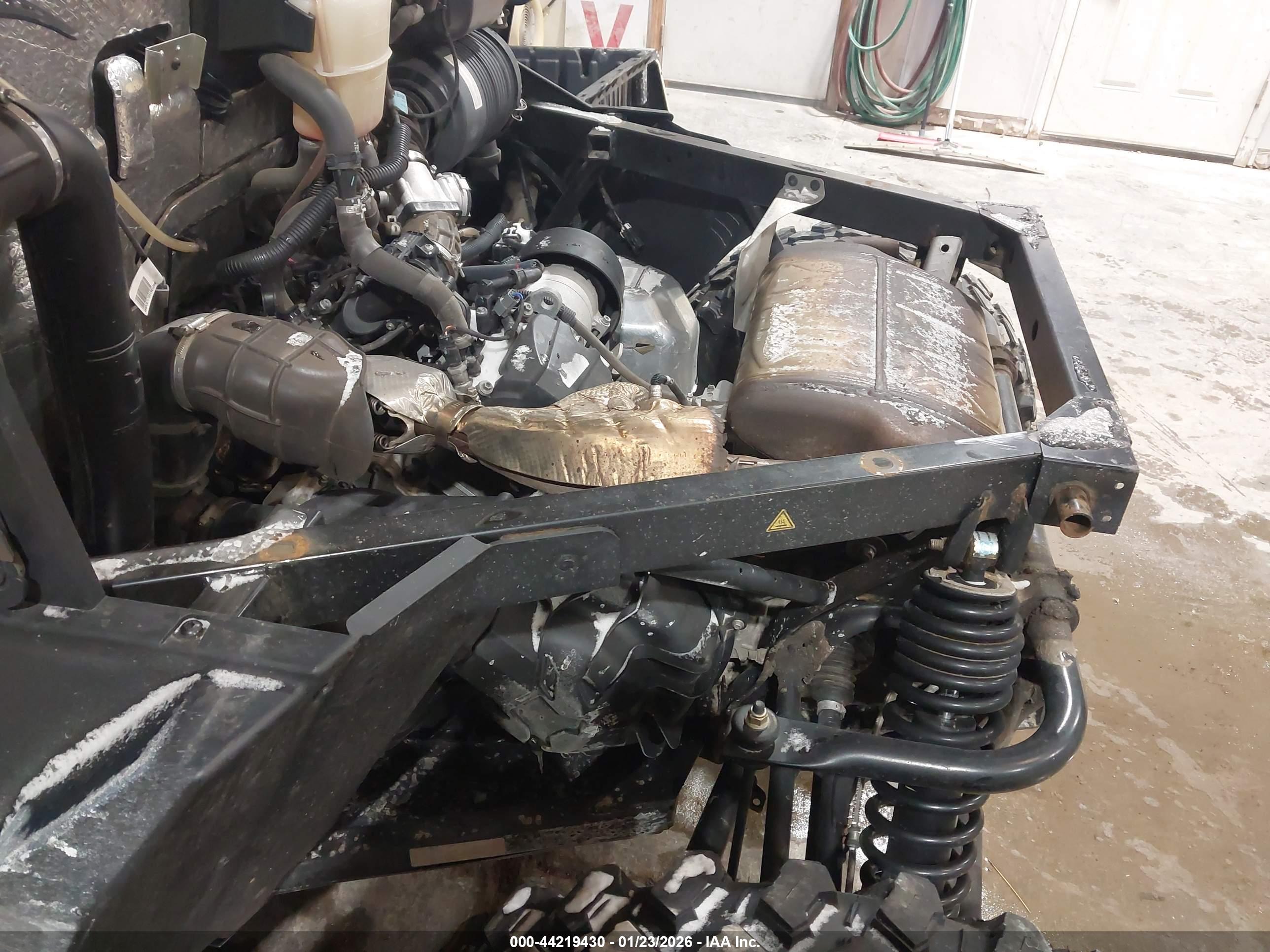 CAN-AM DEFENDER image 9