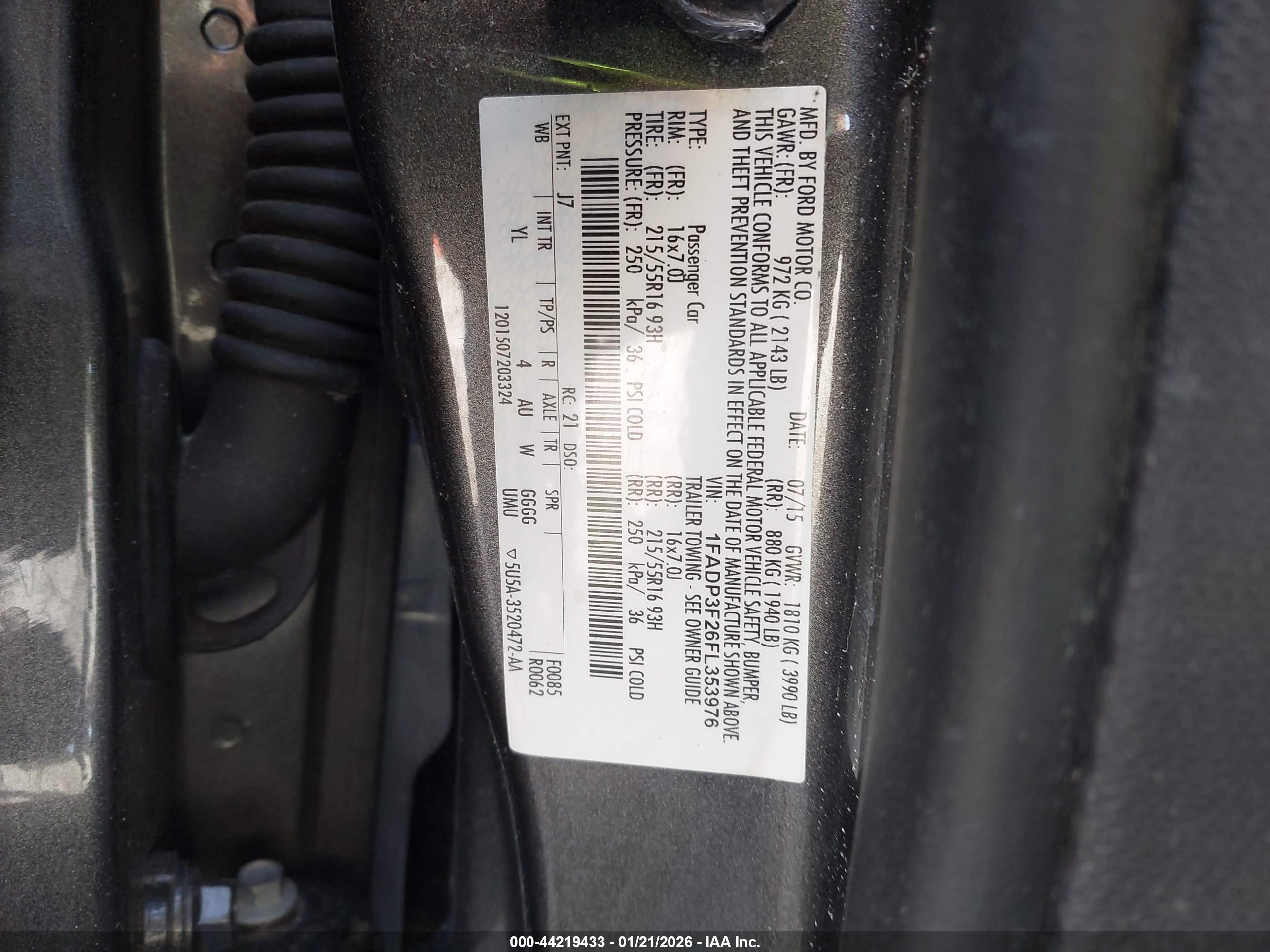 FORD FOCUS image 9