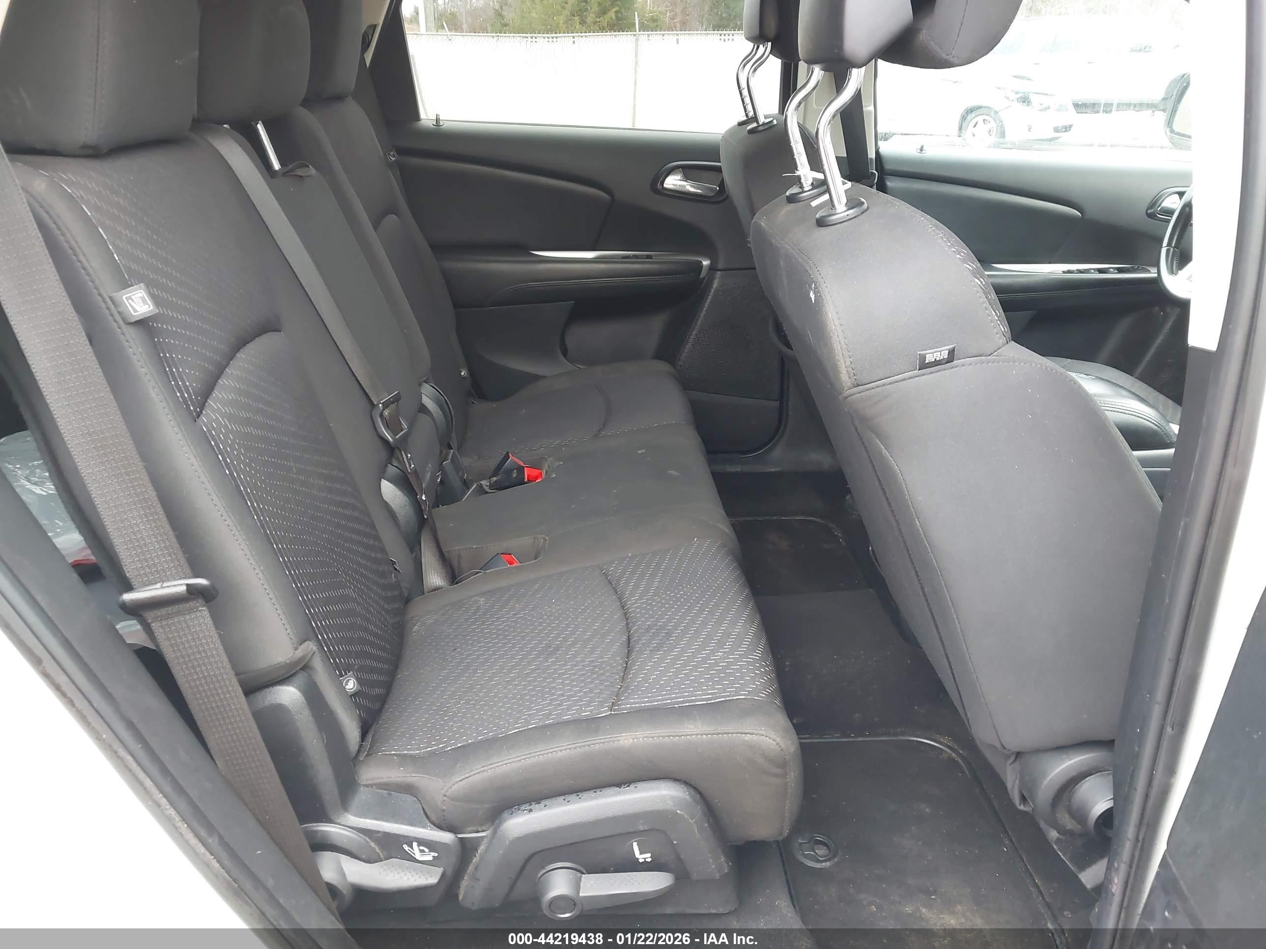 DODGE JOURNEY image 8