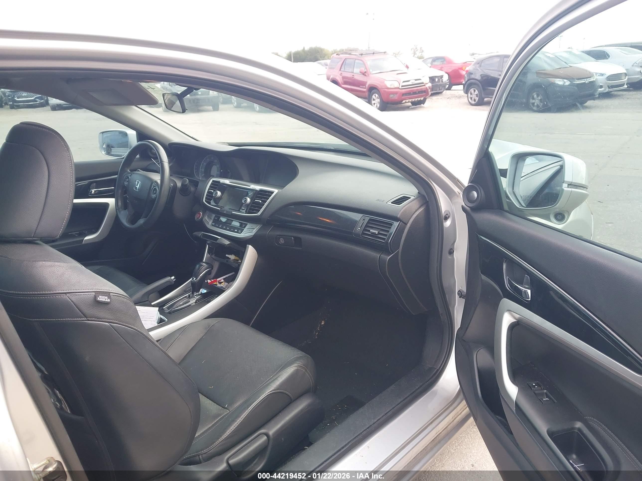 HONDA ACCORD image 5