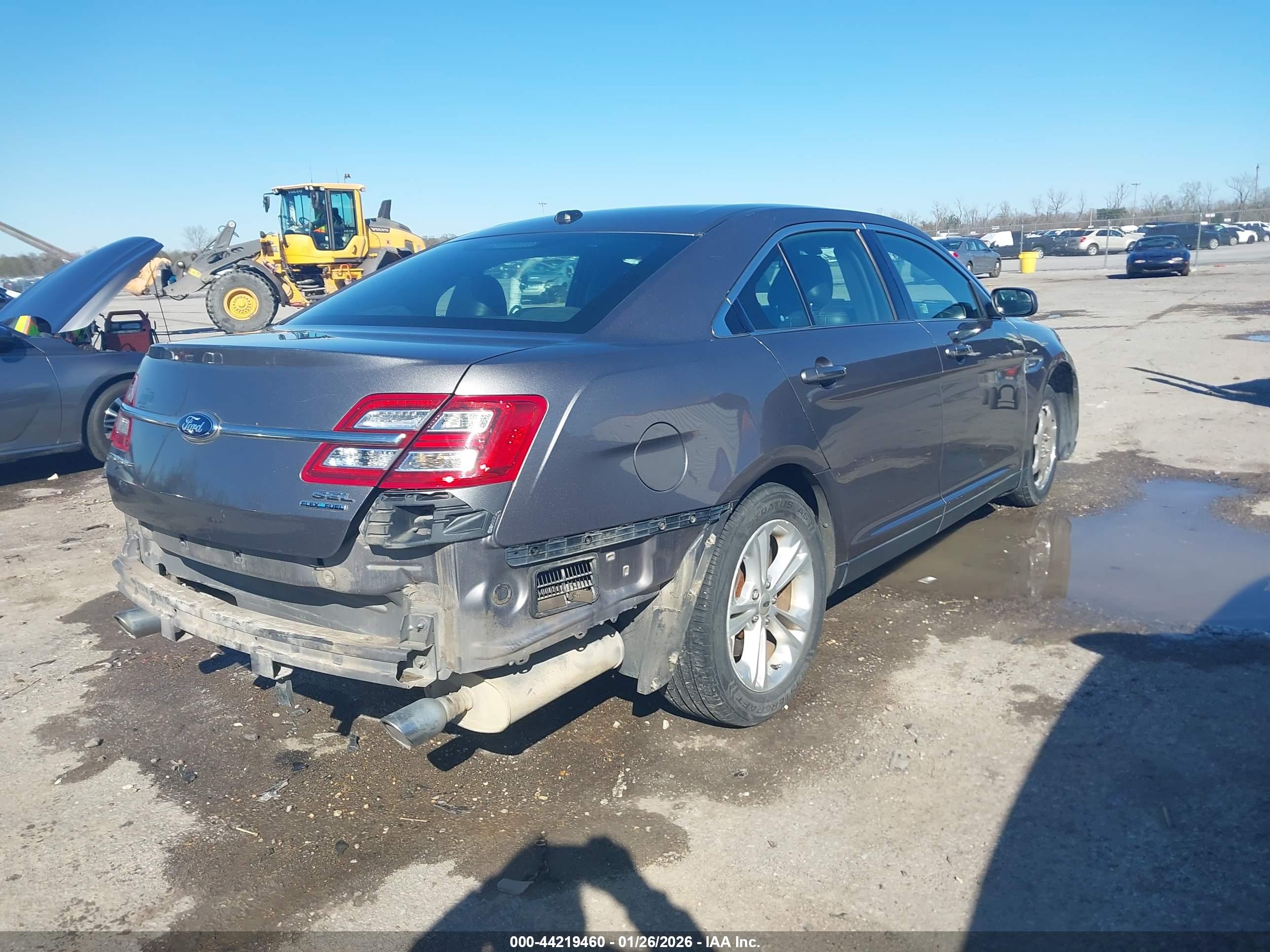 FORD TAURUS image 4