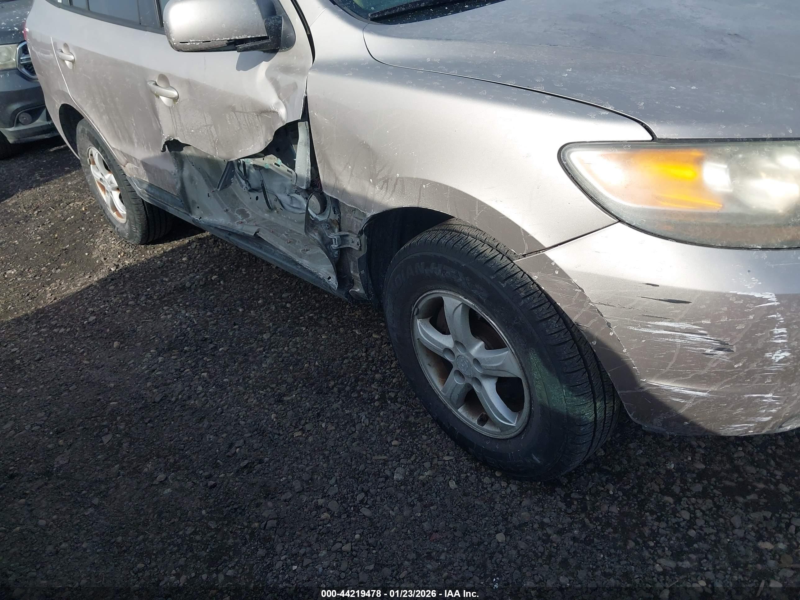 HYUNDAI SANTA image 6