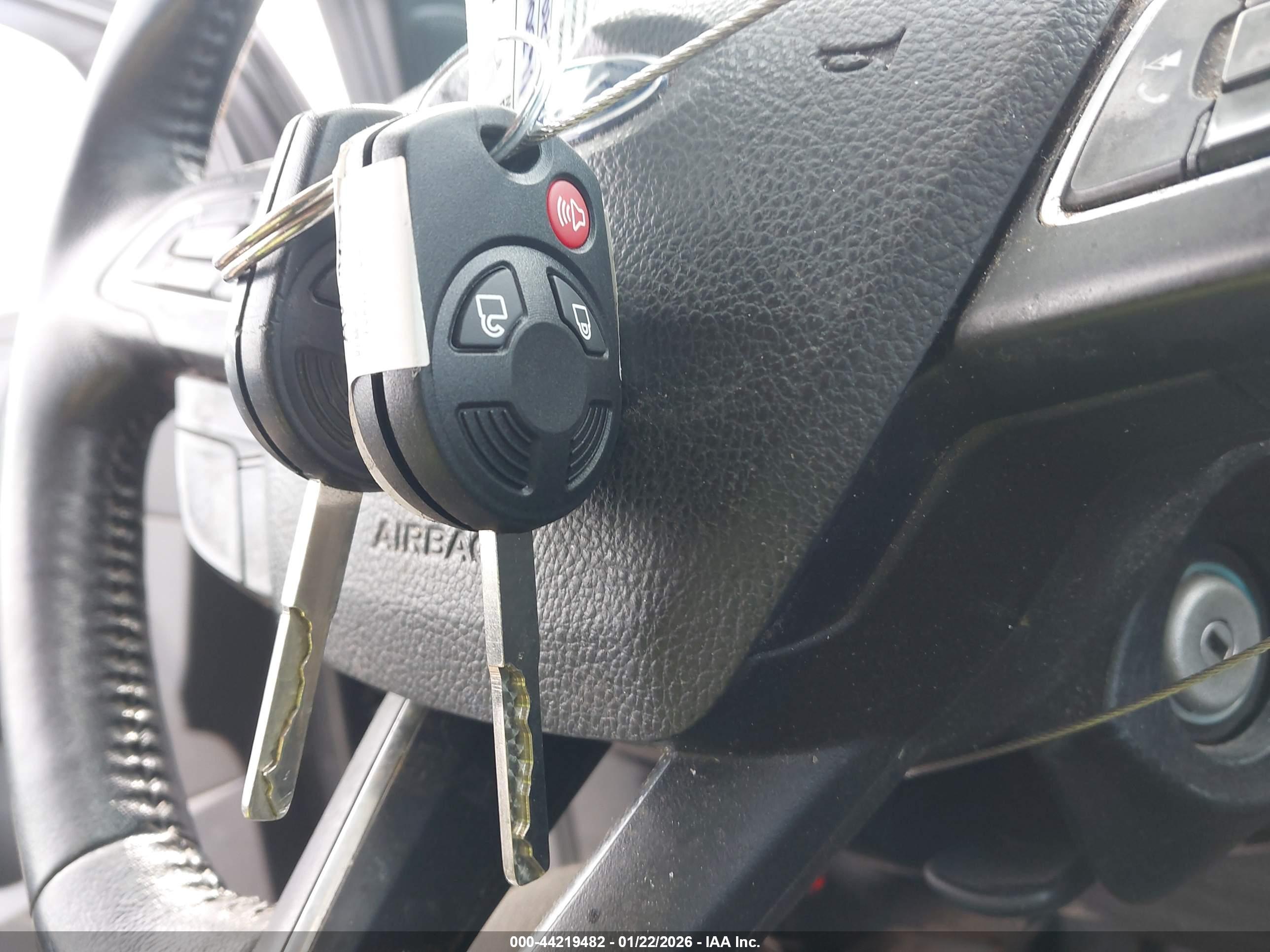FORD ESCAPE image 11