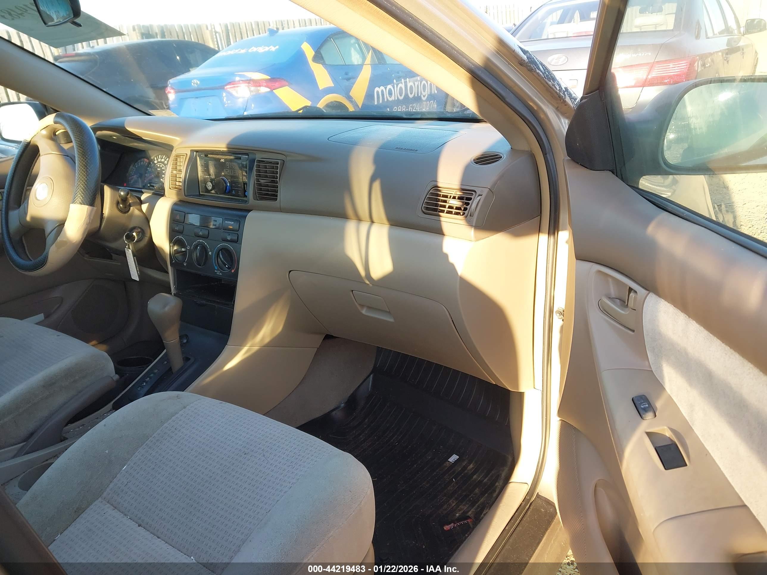 TOYOTA COROLLA image 5