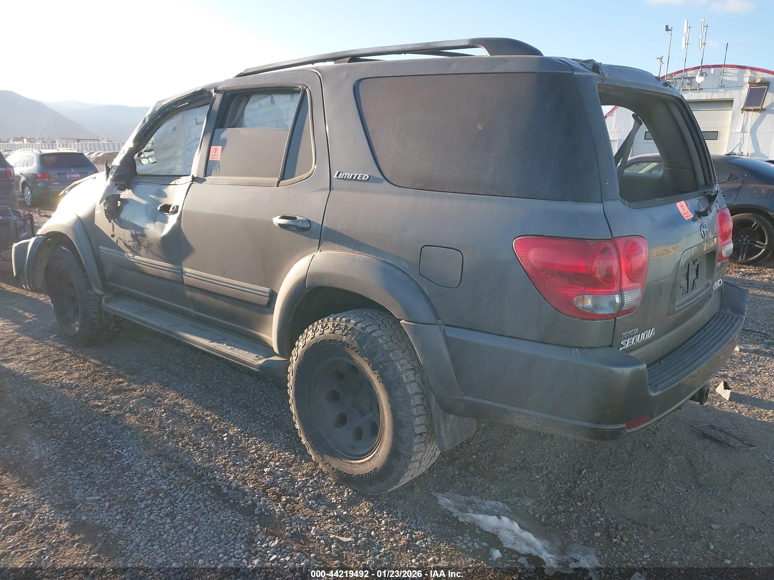TOYOTA SEQUOIA image 3