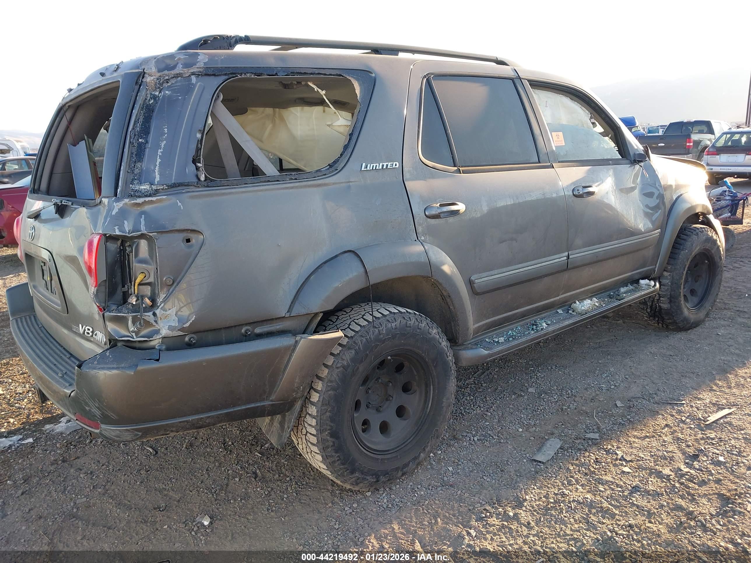 TOYOTA SEQUOIA image 4