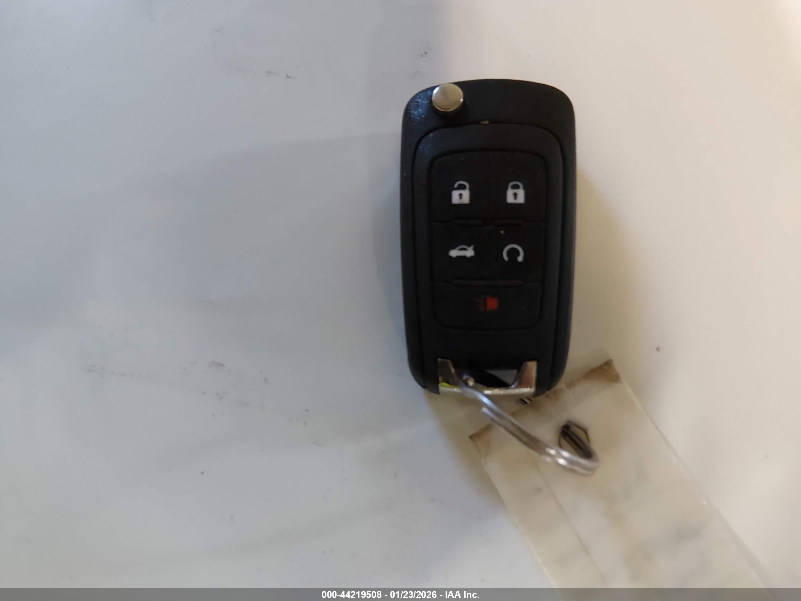 CHEVROLET EQUINOX image 11