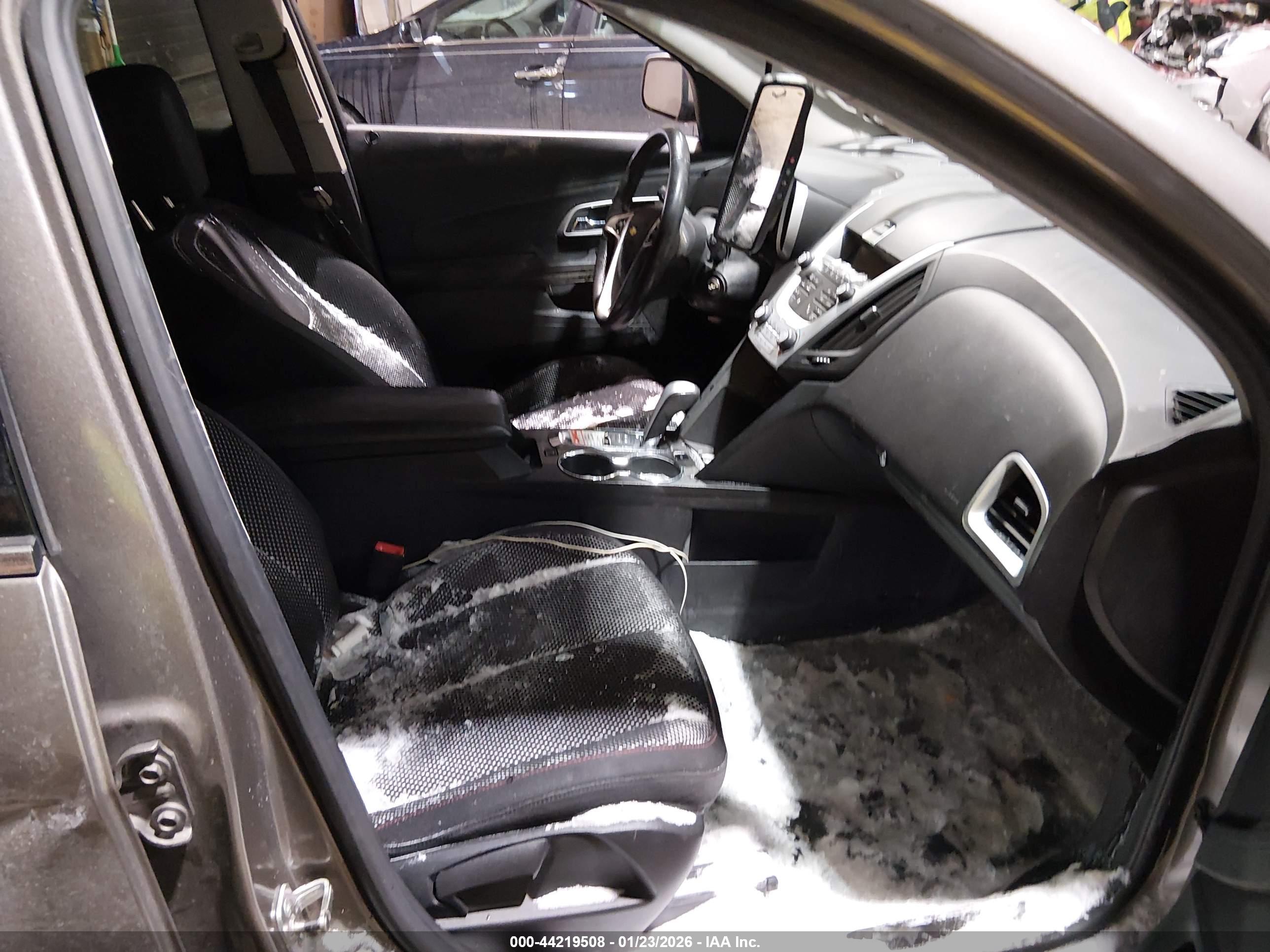 CHEVROLET EQUINOX image 5