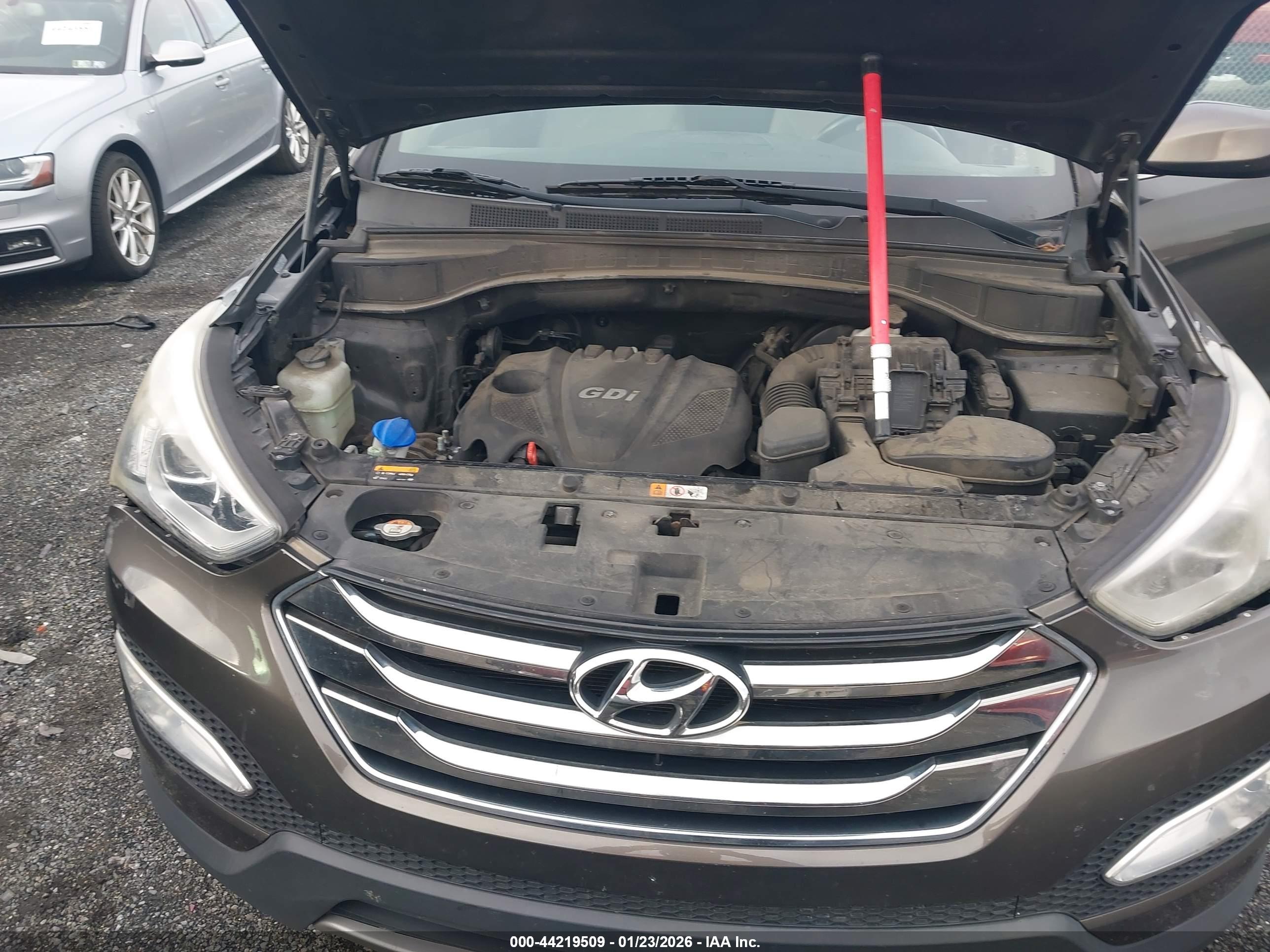 HYUNDAI SANTA image 10