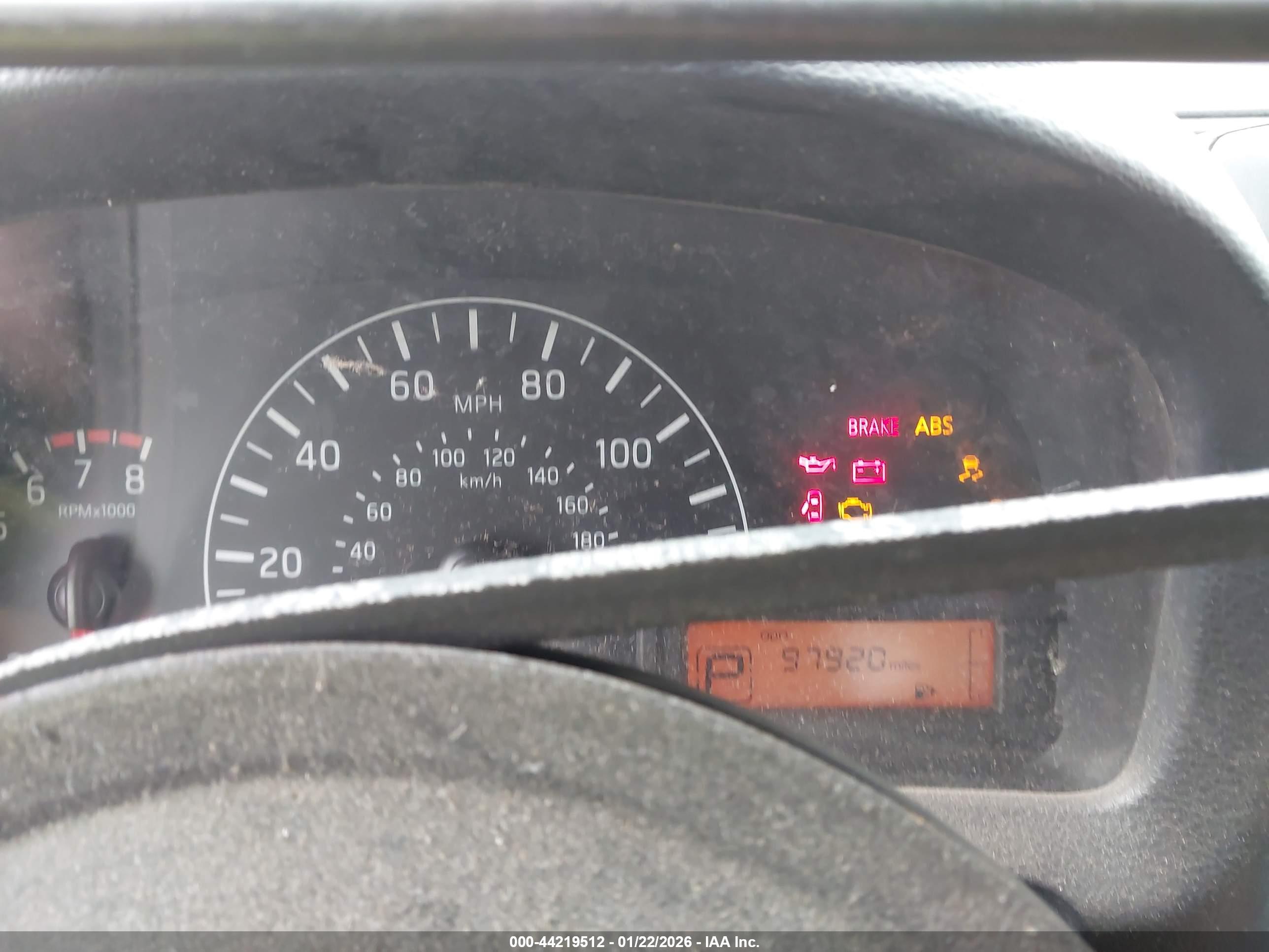 NISSAN NV200 image 7