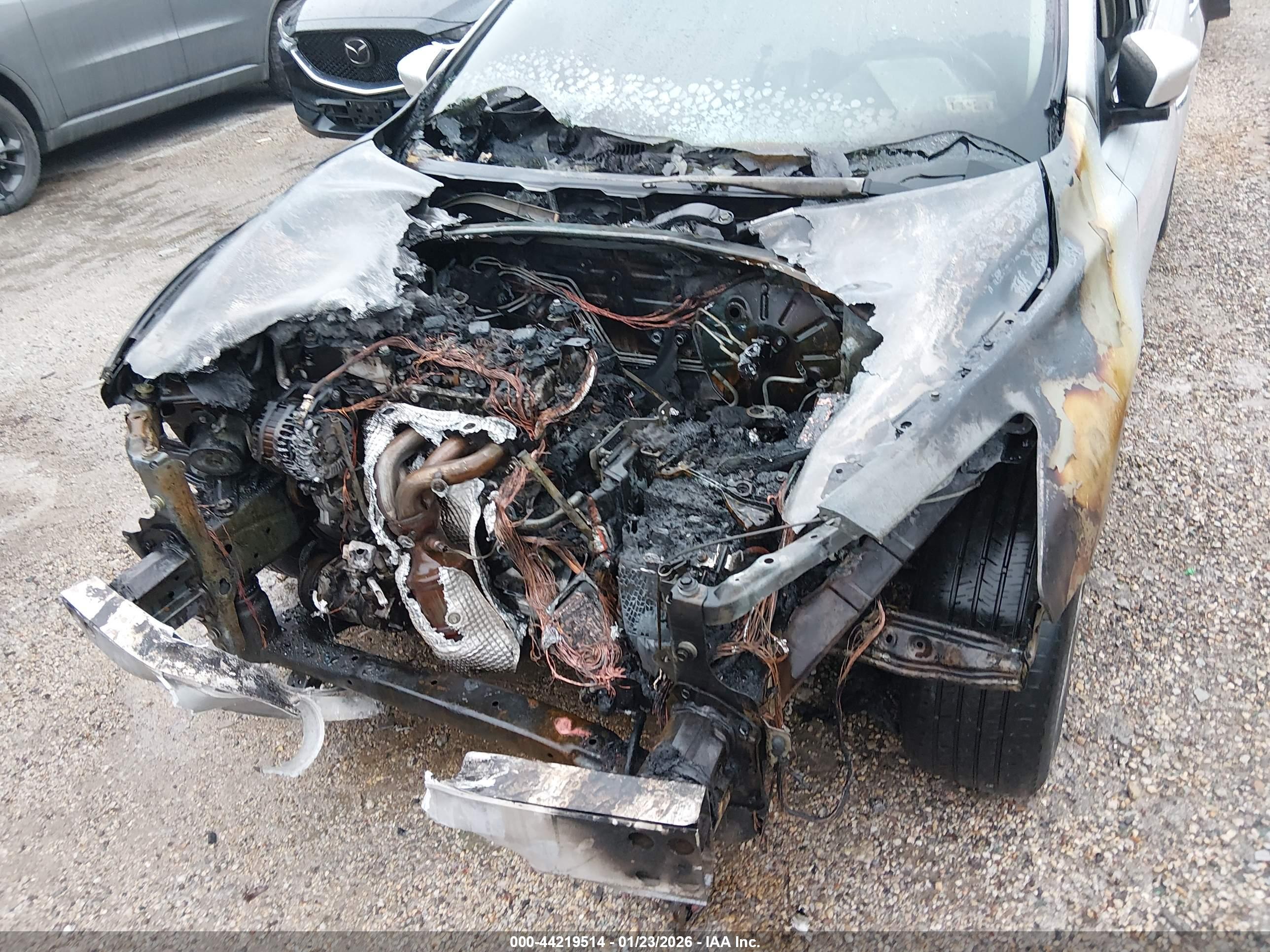 NISSAN ALTIMA image 6