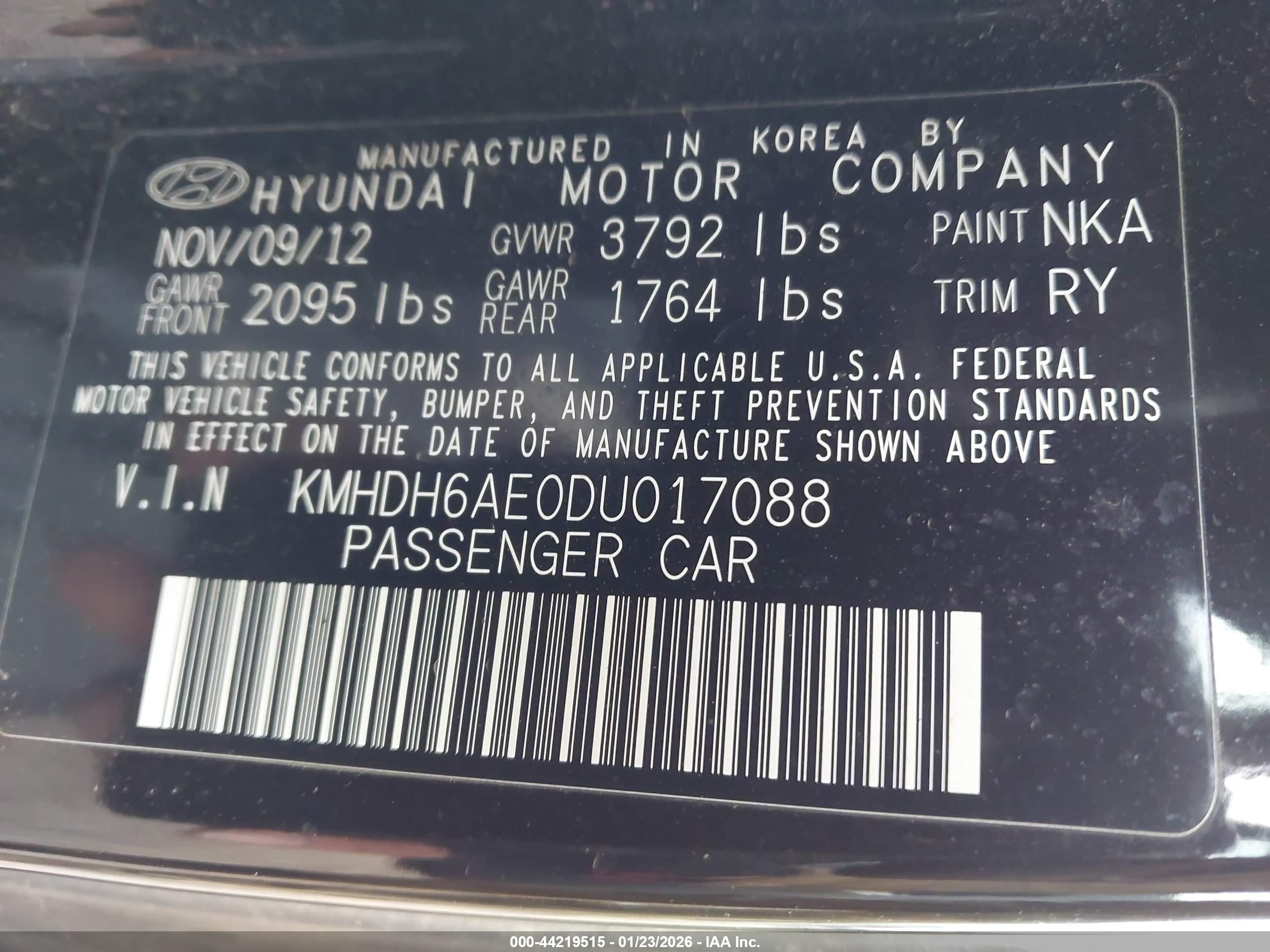 HYUNDAI ELANTRA image 9