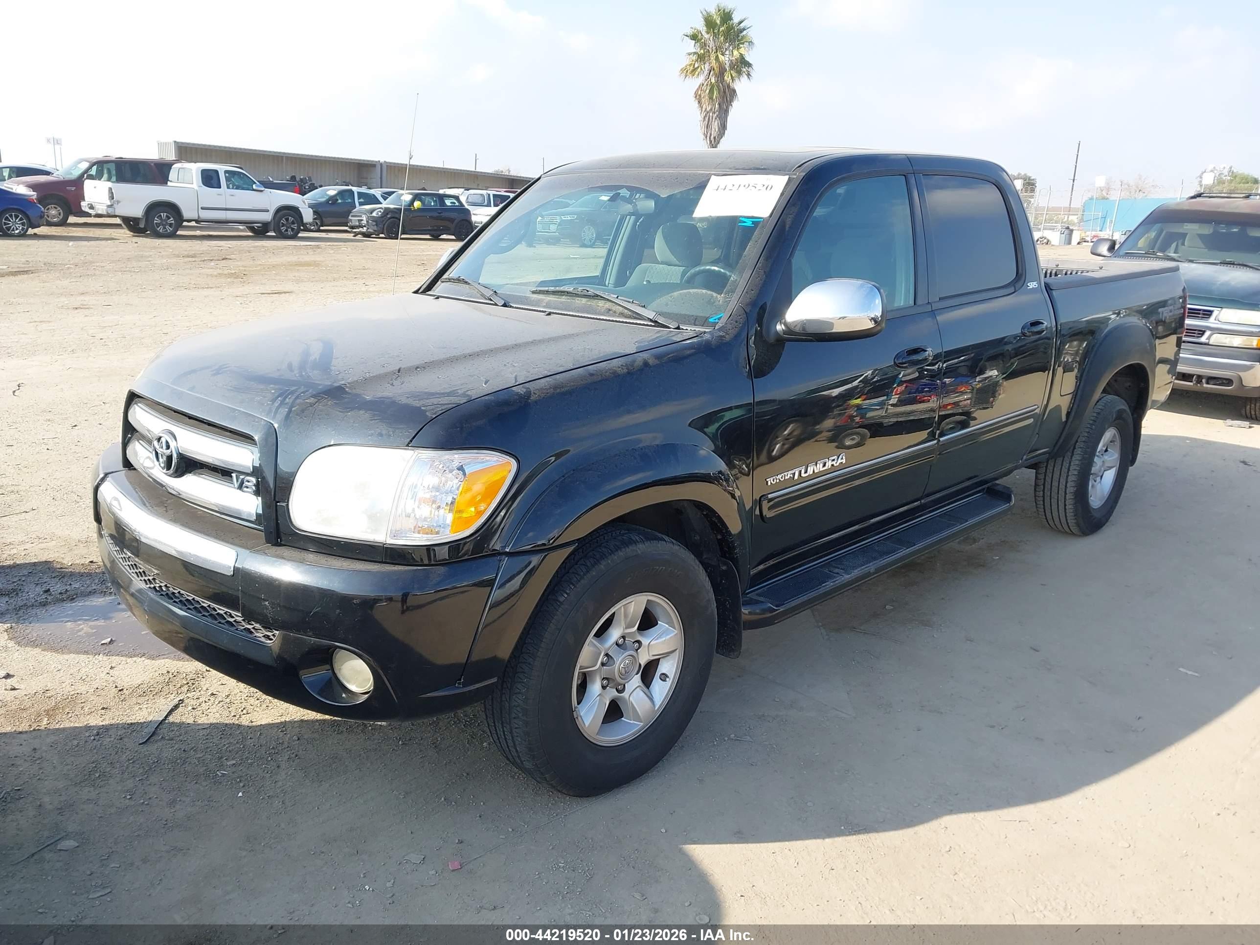 TOYOTA TUNDRA image 2