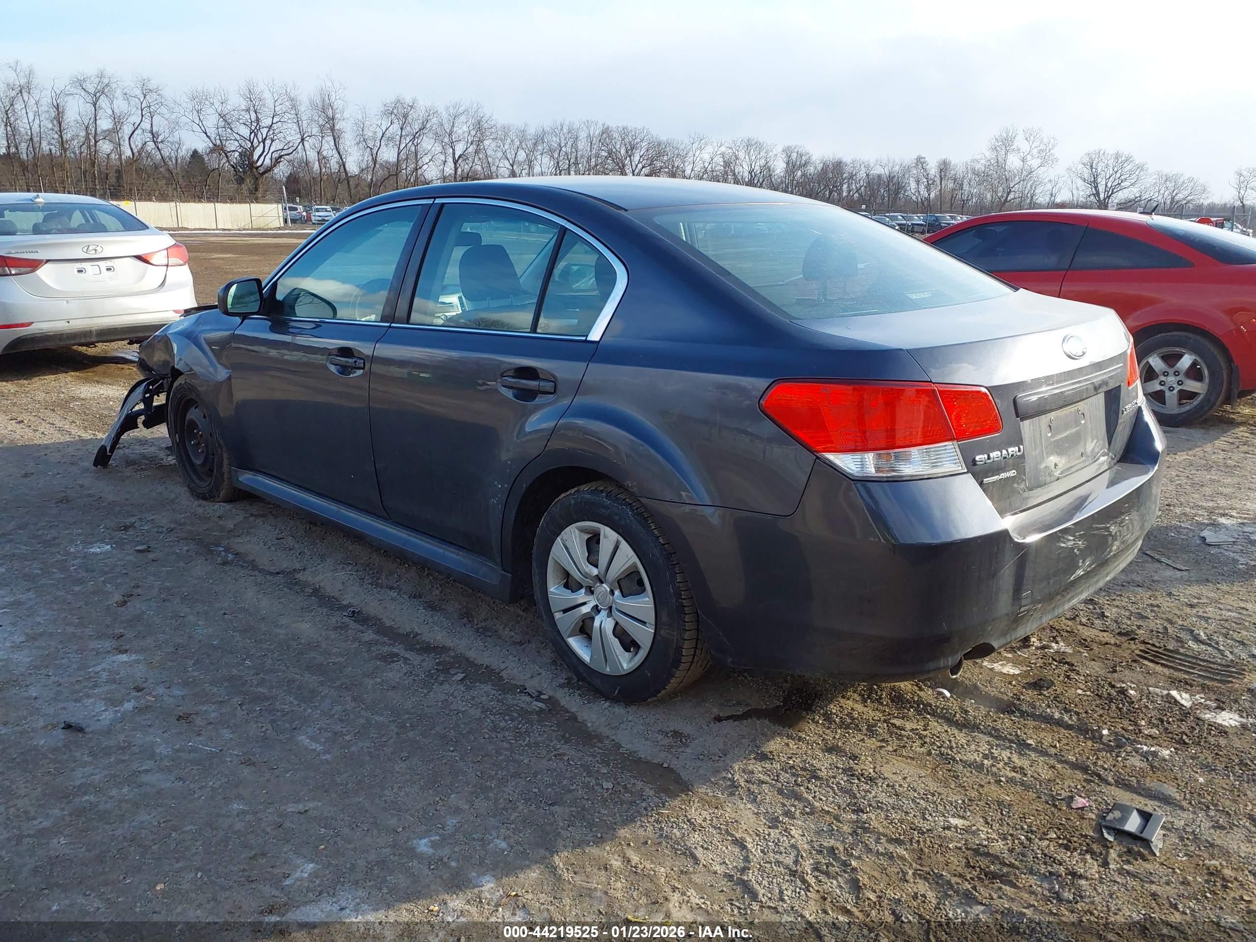 SUBARU LEGACY image 3