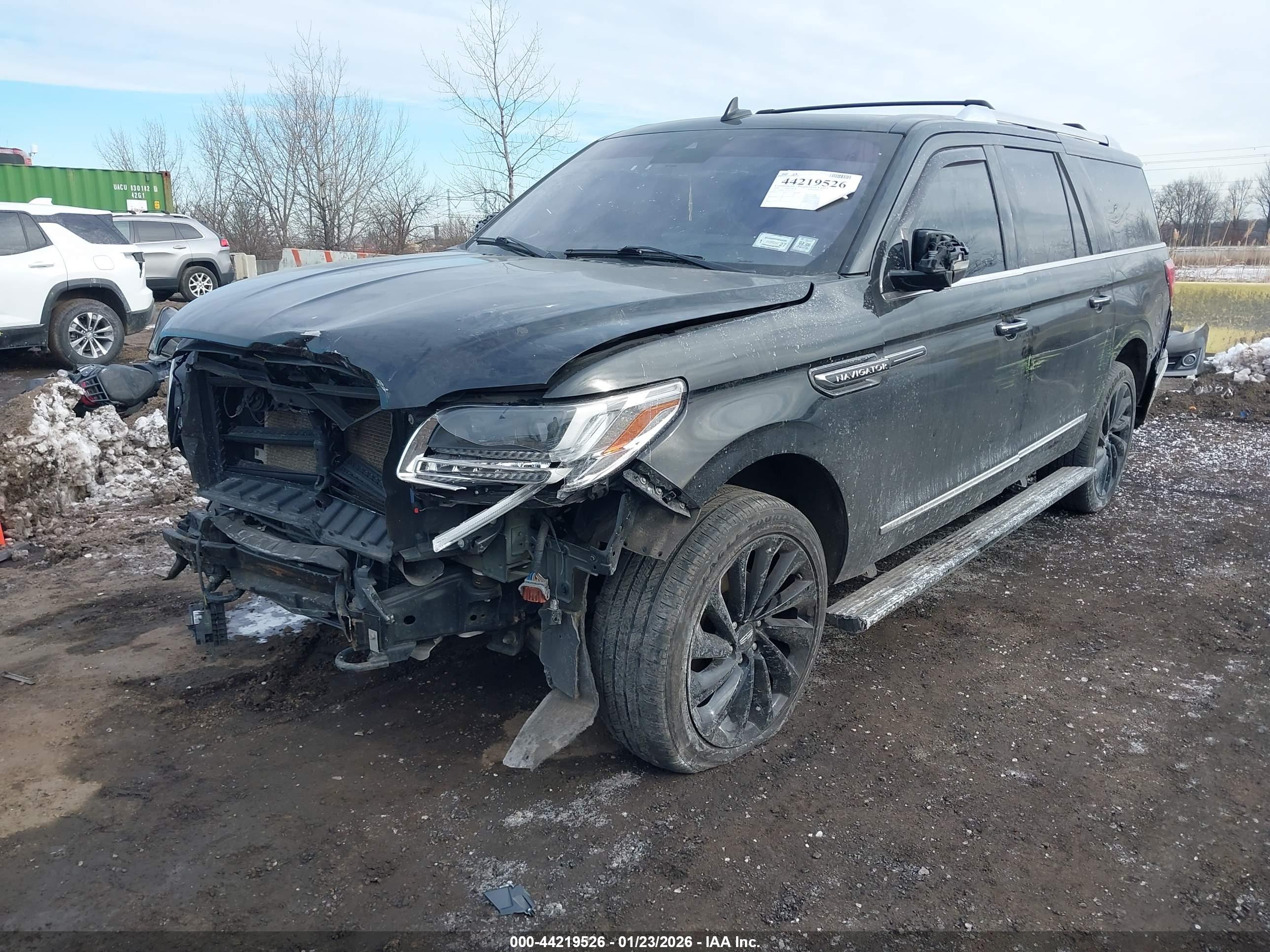 LINCOLN NAVIGATOR image 2
