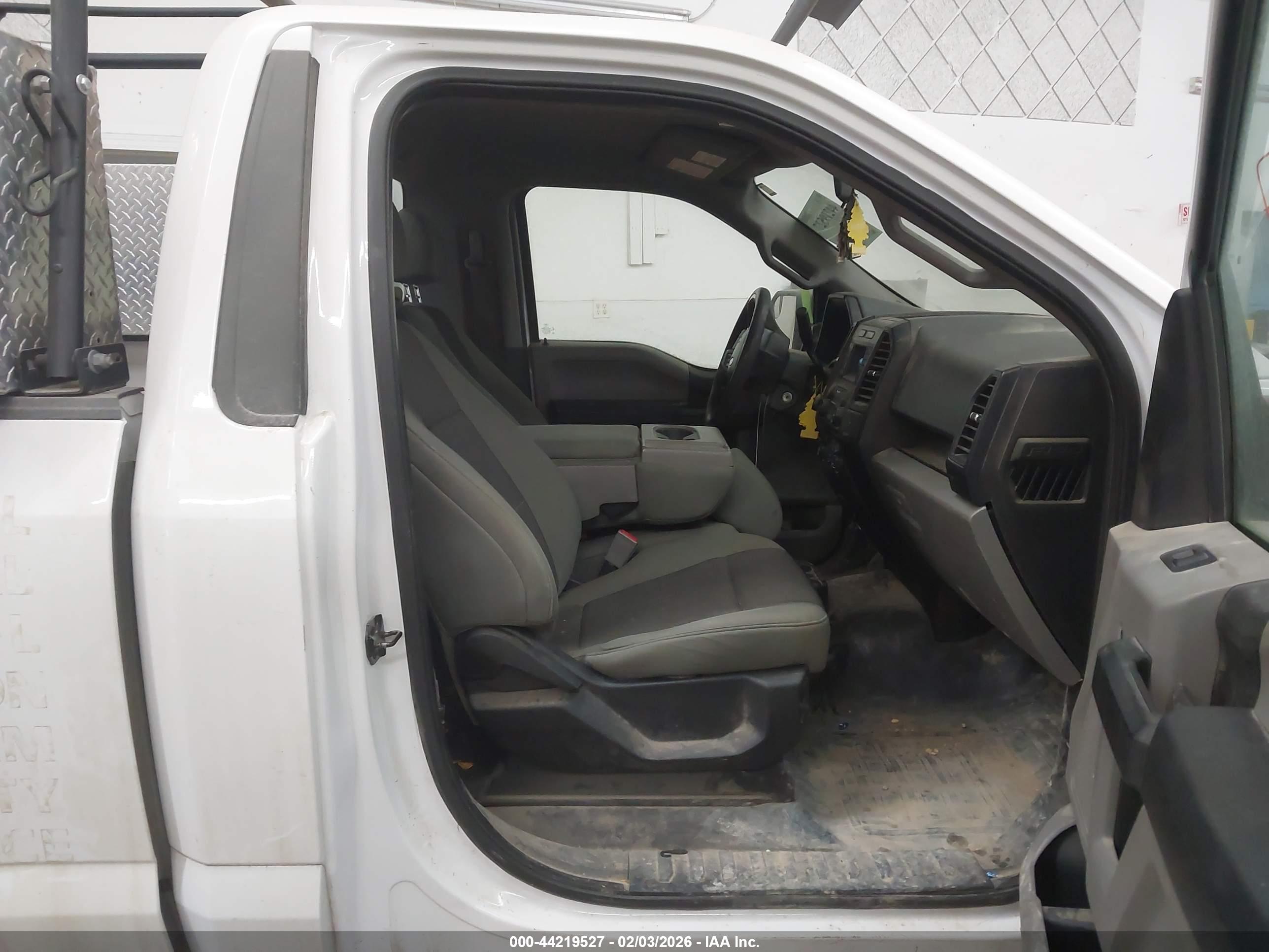 FORD F-150 image 5