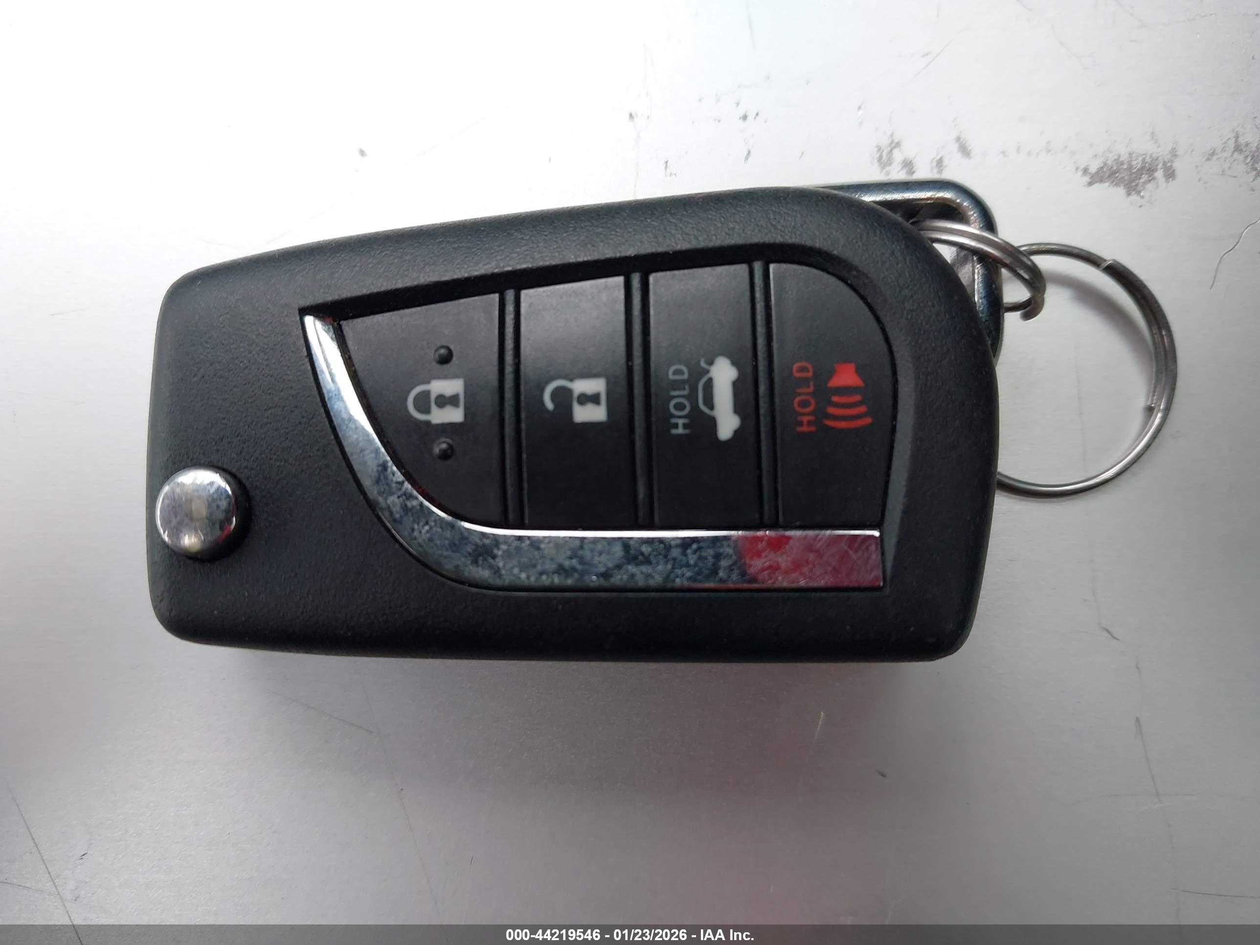 TOYOTA COROLLA image 11