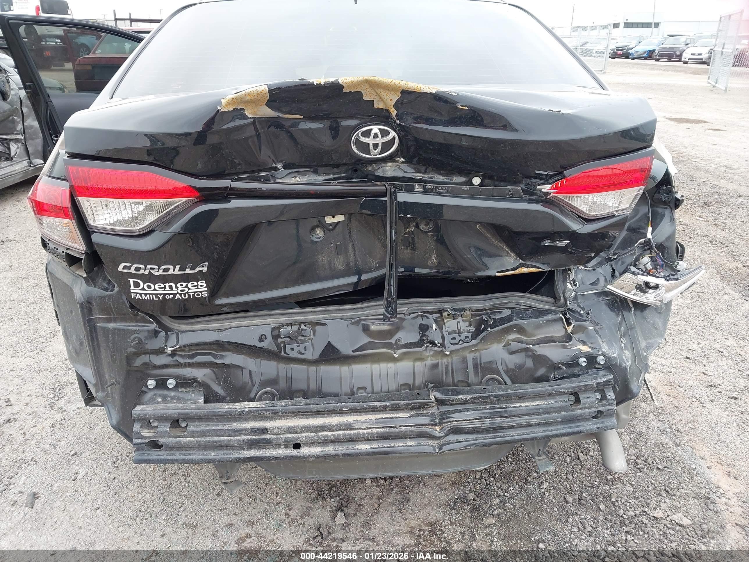 TOYOTA COROLLA image 6