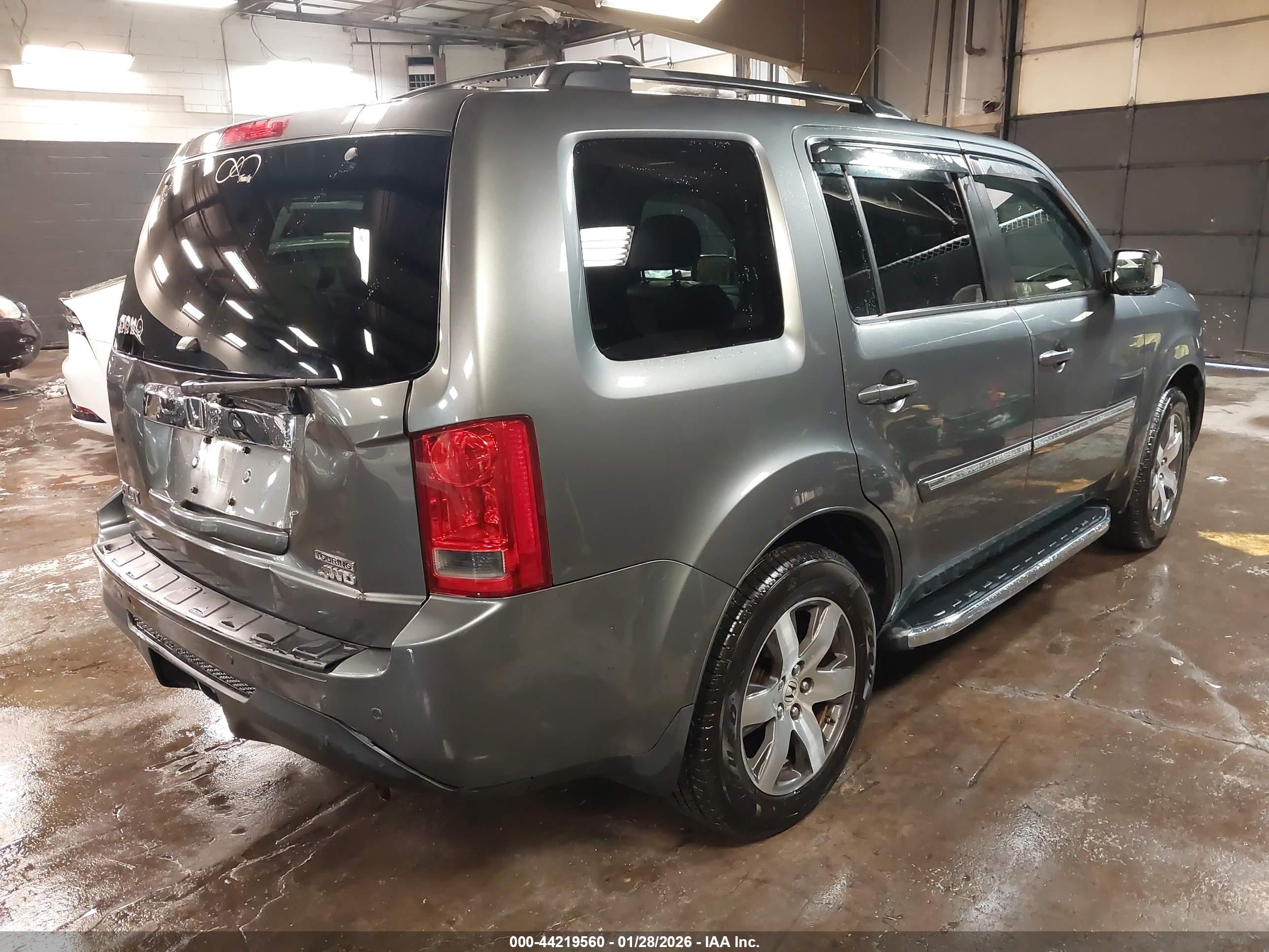 HONDA PILOT image 4