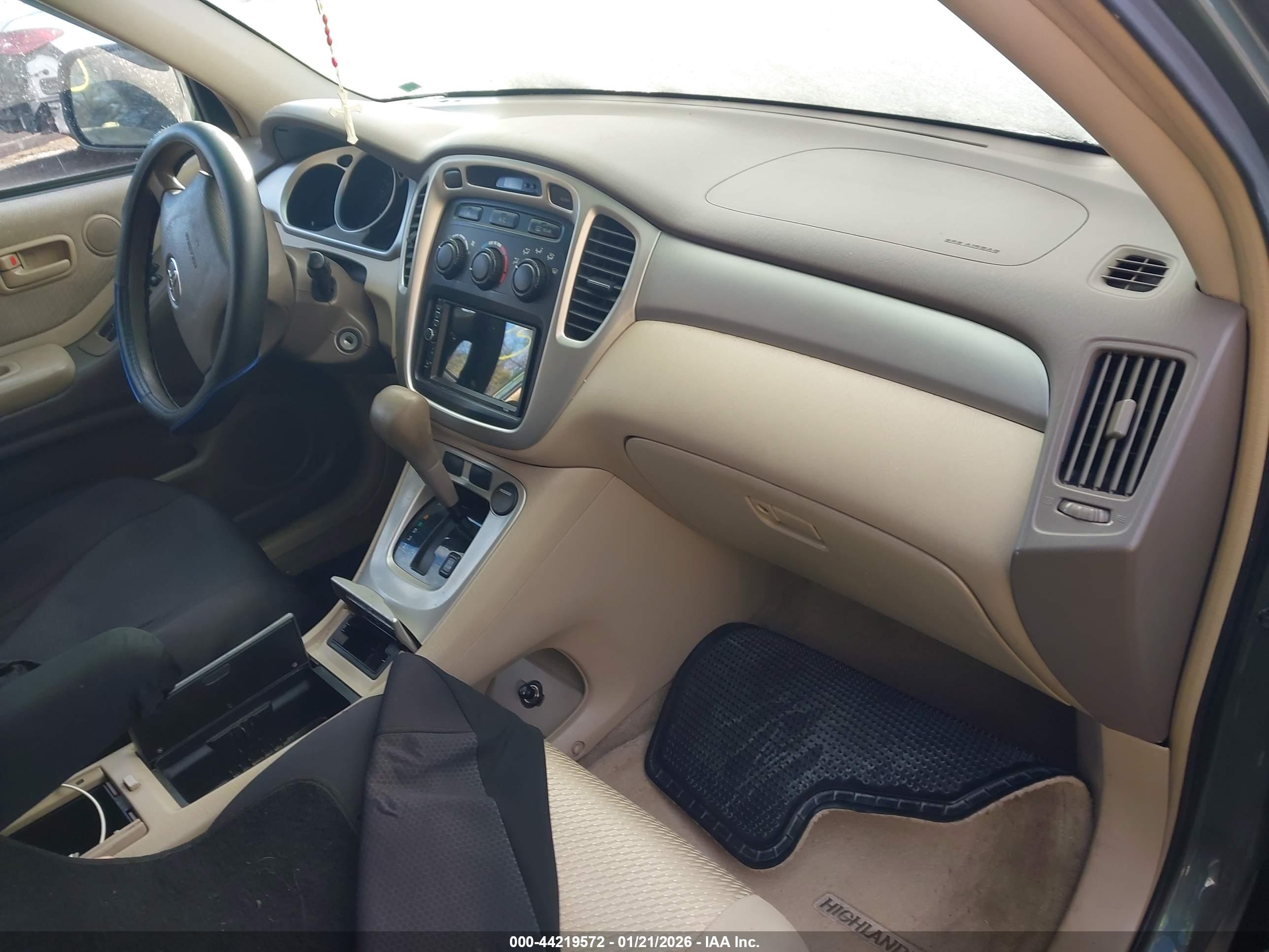 TOYOTA HIGHLANDER image 5