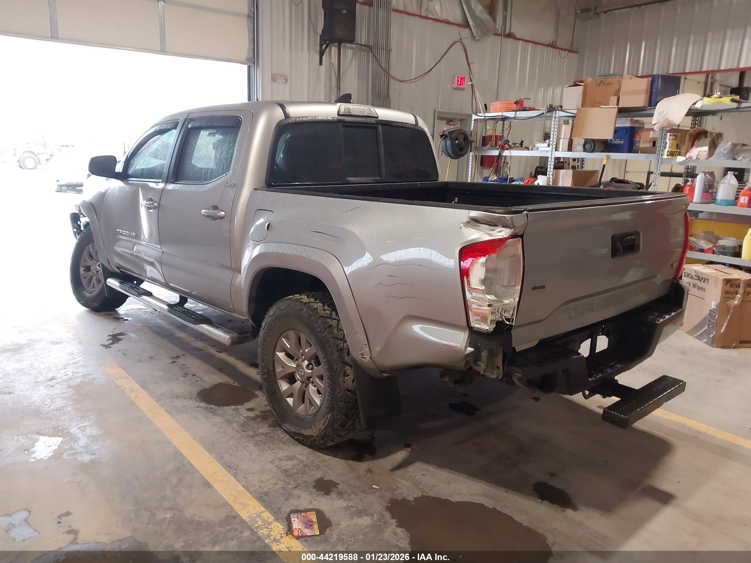 TOYOTA TACOMA image 3