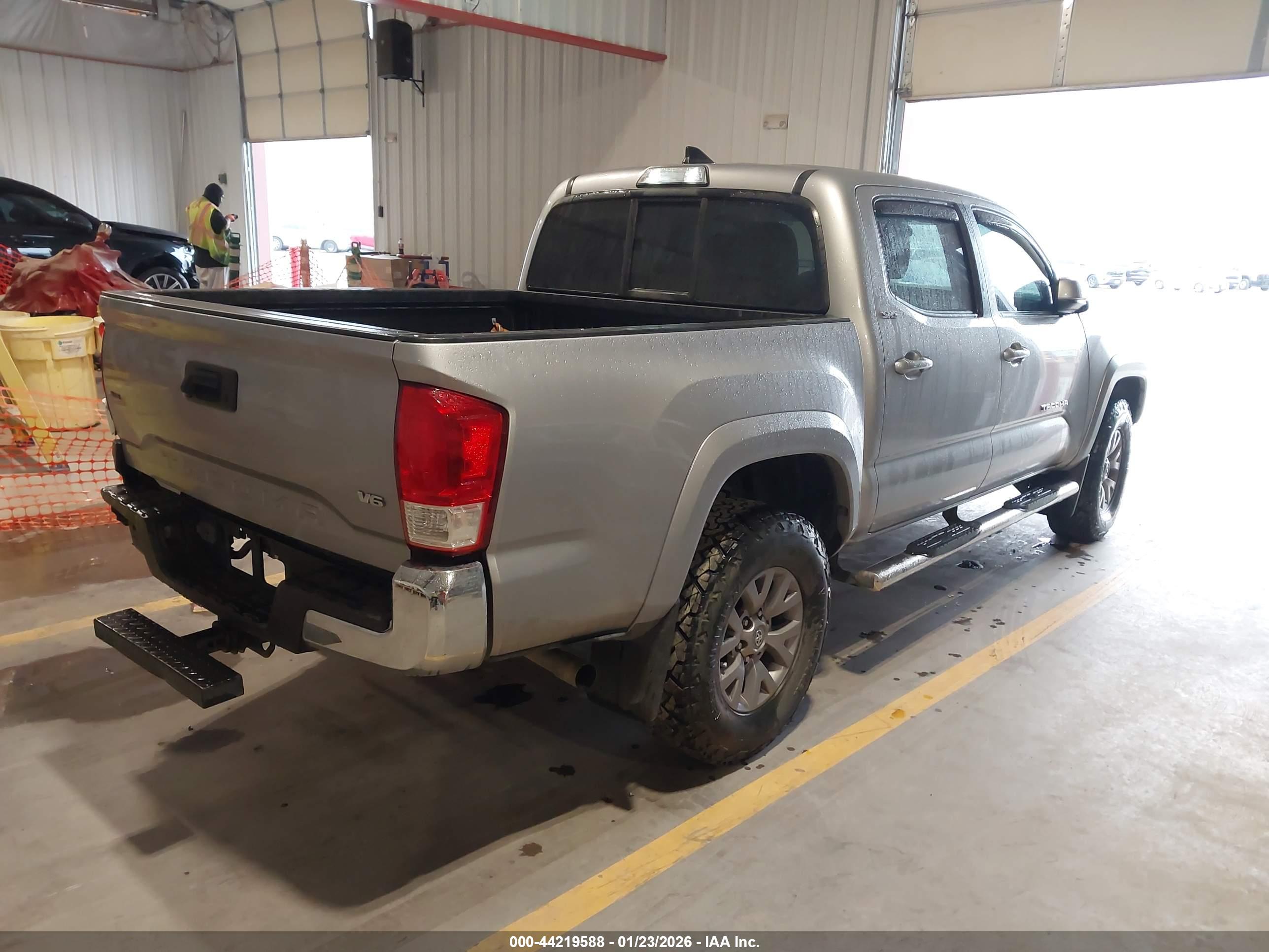 TOYOTA TACOMA image 4