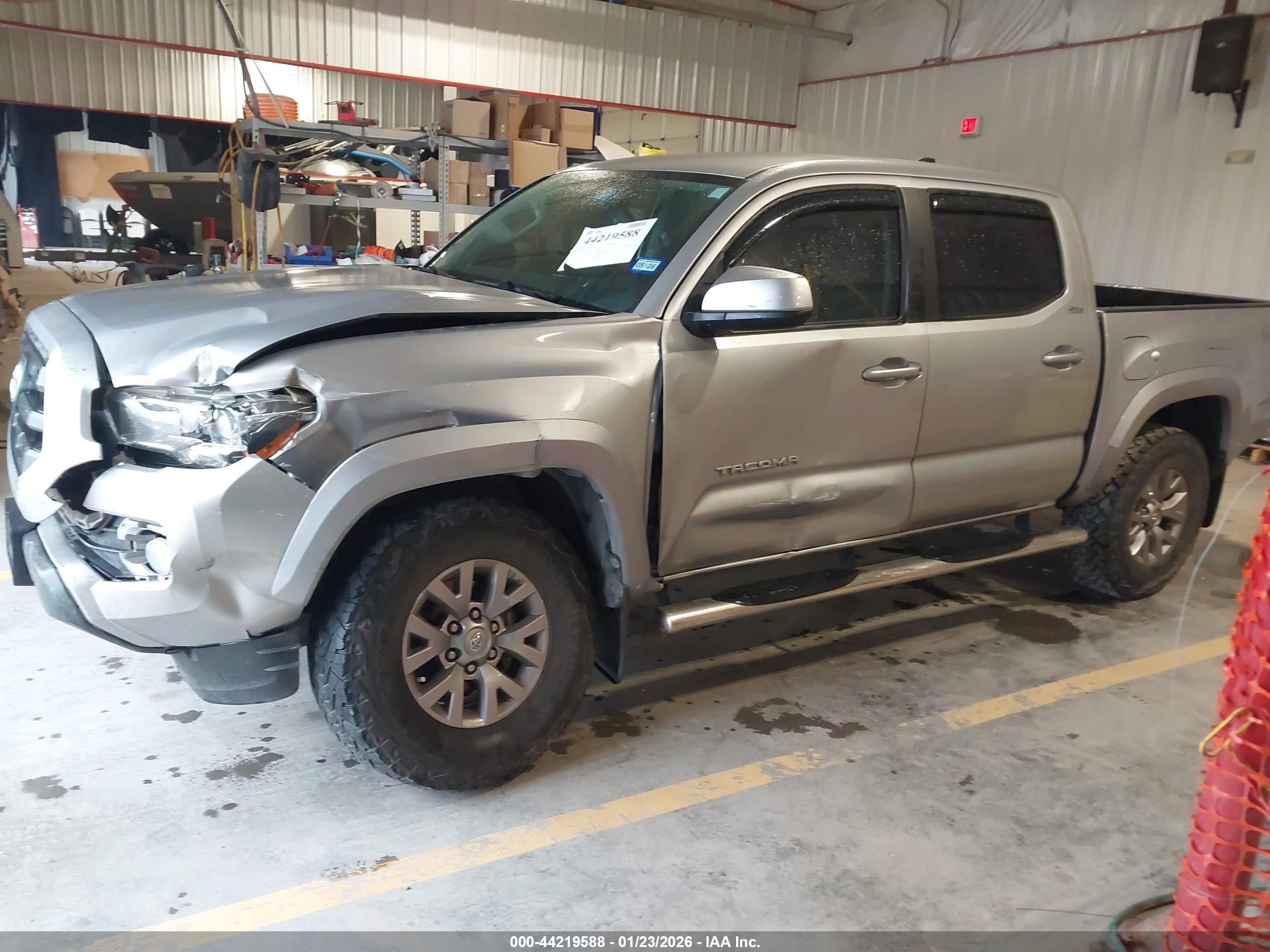 TOYOTA TACOMA image 6